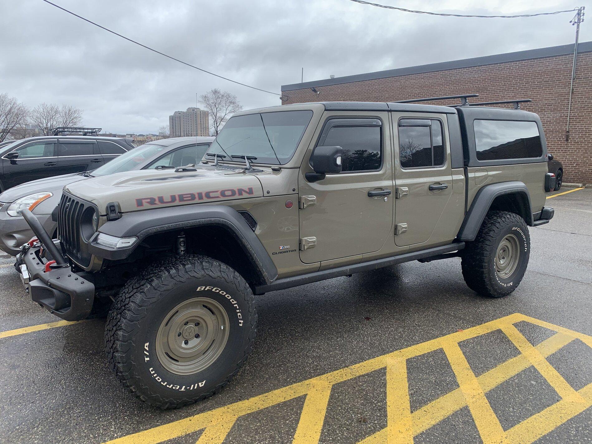 Jeep Gladiator Gladiators on Mopar 2" Lift Kit 7B07BF5E-1BCD-47DF-97B6-4A206D537344