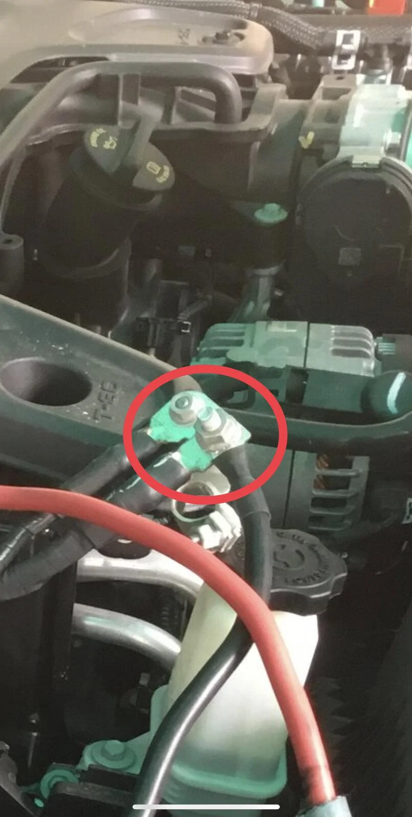 Jeep Gladiator Secondary battery removal connections question C69FF70A-7FDB-437A-8930-11FA4F169DDD