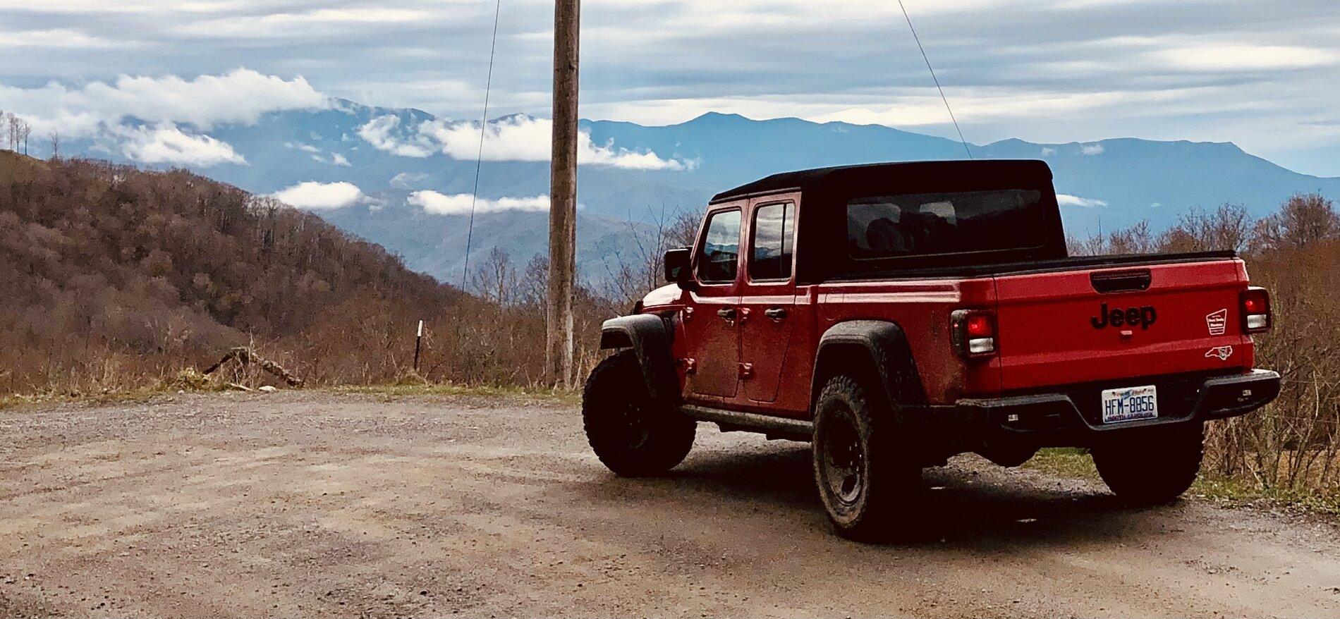 Jeep Gladiator Gladiator Glamour Shots 99ED50F4-9635-40B4-9DED-F677EA2CE740