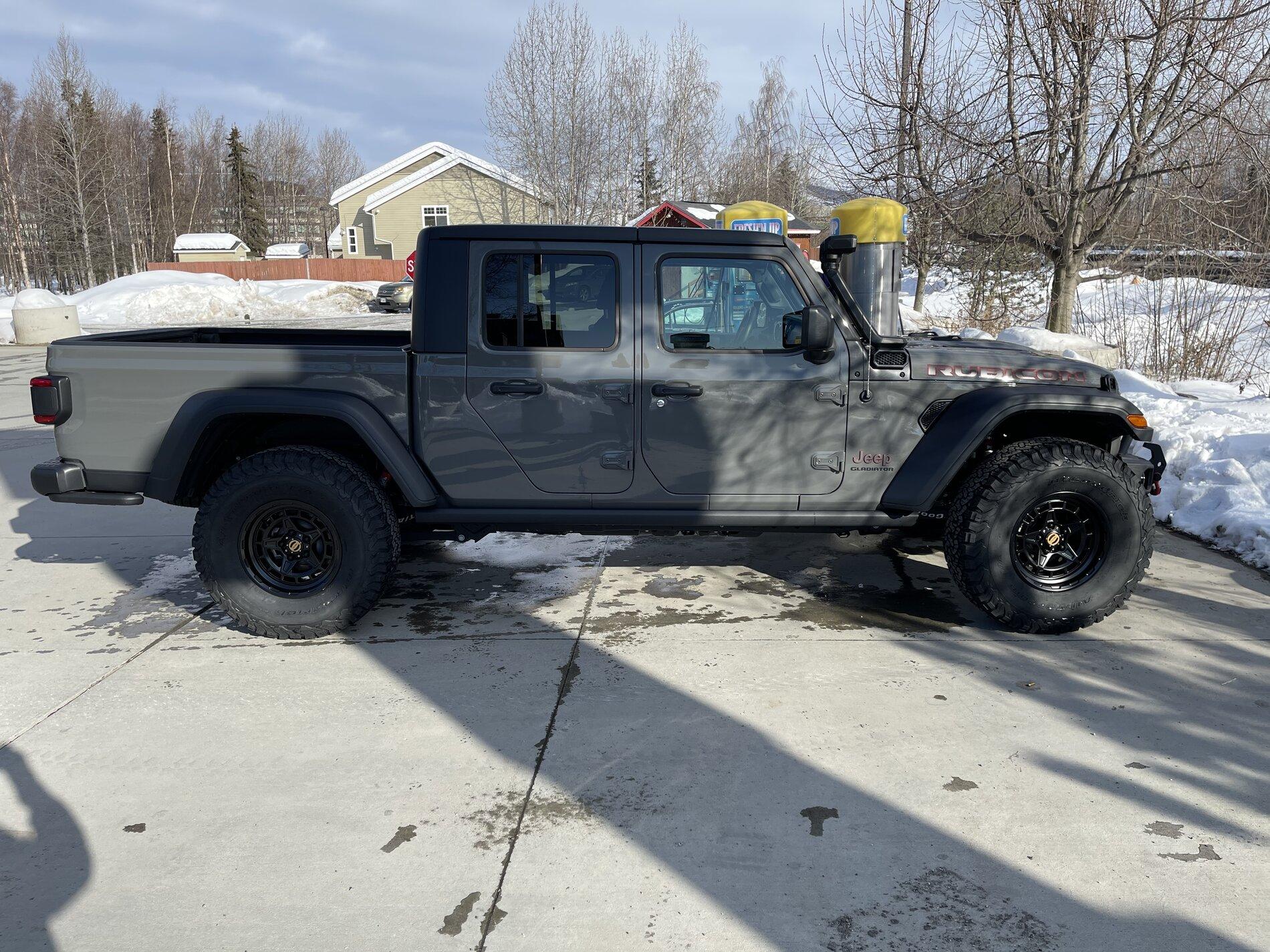 Jeep Gladiator Added warn diamond cutters and 37” BFG’s today. 469D4608-B3D1-4F51-98E6-65BCF82459BF