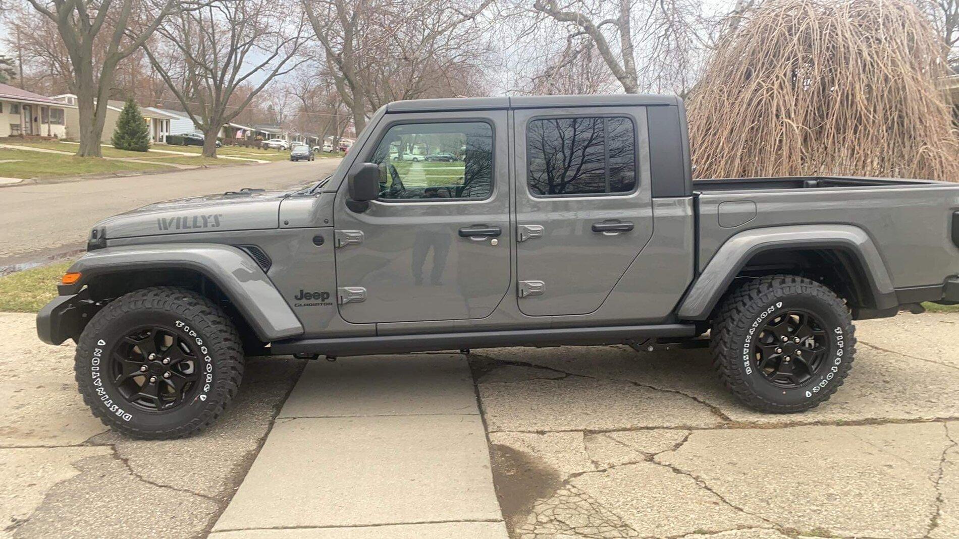 Jeep Gladiator mods please move to right section, i cant edit? A28AE167-C1B9-4751-8FFE-85D42BD66747
