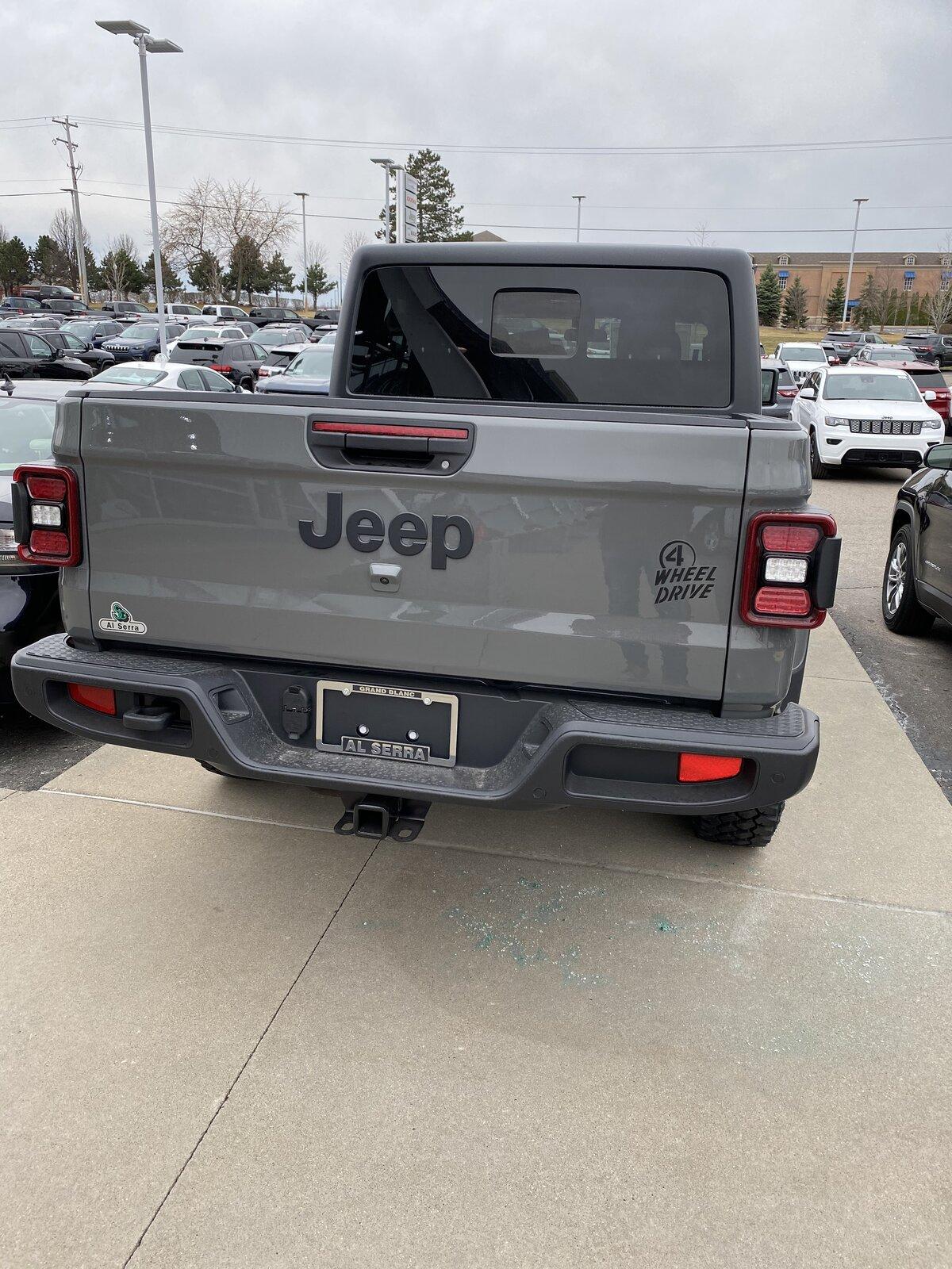 Jeep Gladiator mods please move to right section, i cant edit? A92BFFCD-F5DD-47FF-9C4A-A6089F42CBF7