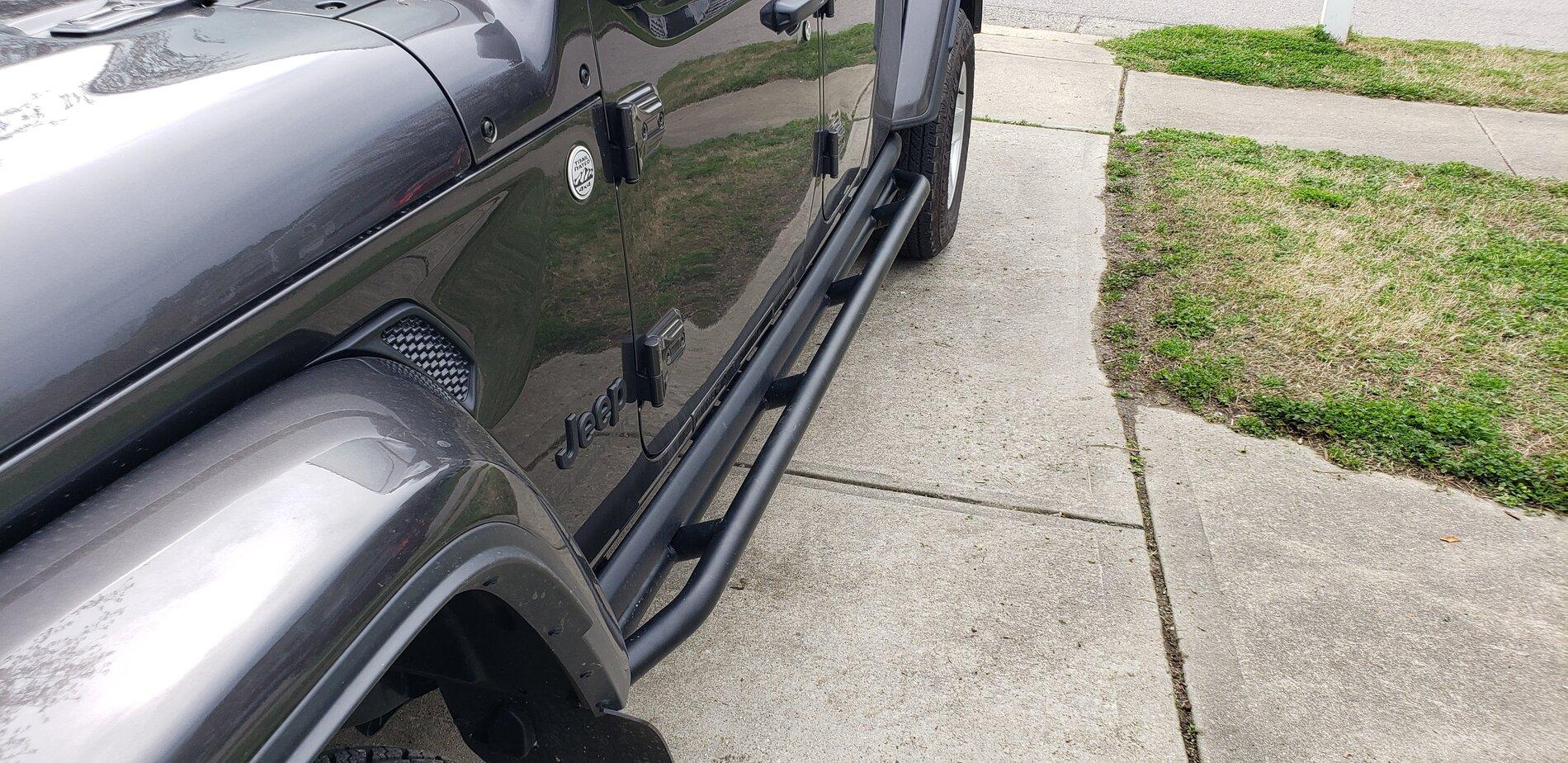 Jeep Gladiator ACE rock slider install 20210327_144757