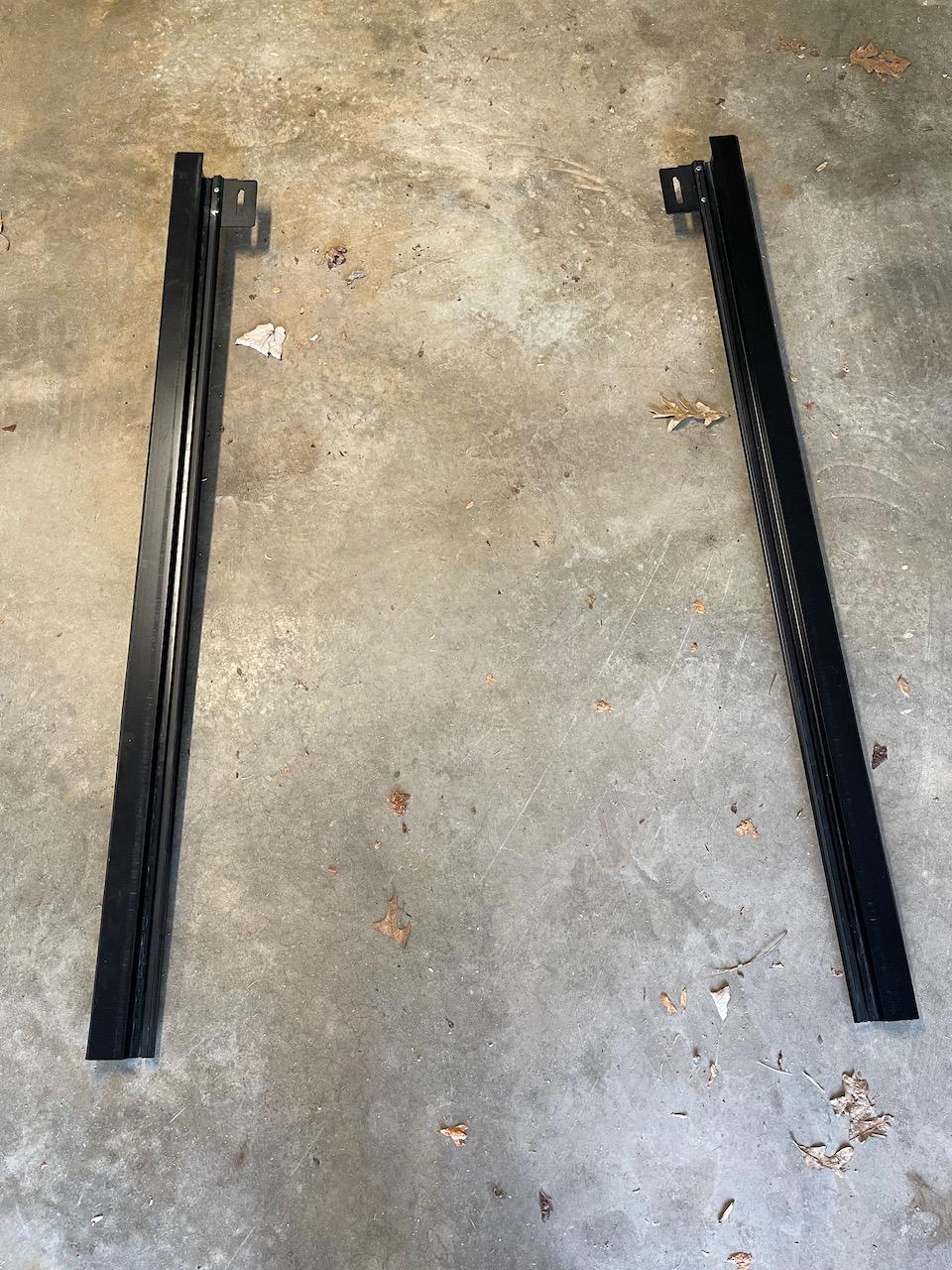 Jeep Gladiator Mopar Hard Tri-Fold Tonneau Cover IMG_0255