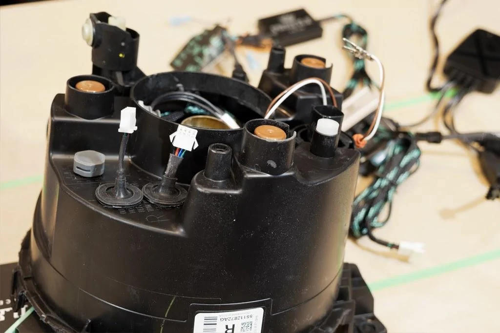 Jeep Gladiator Retrofitting HID Projectors in the Factory Halogen Housings (How-to Video & Pictures) 8mv9jghnSK7GvNKTXY5n1qUYh=w1024-h683-no?authuser=2