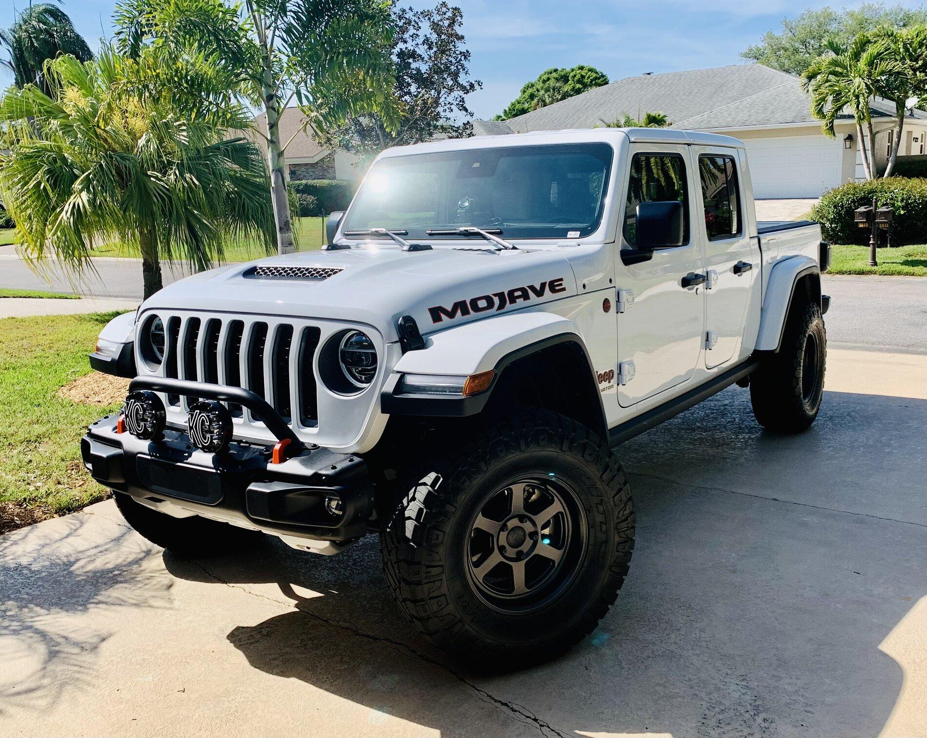 Jeep Gladiator KC Slimlites finally.. 7D833999-9E59-467E-80A2-E0984A97D271