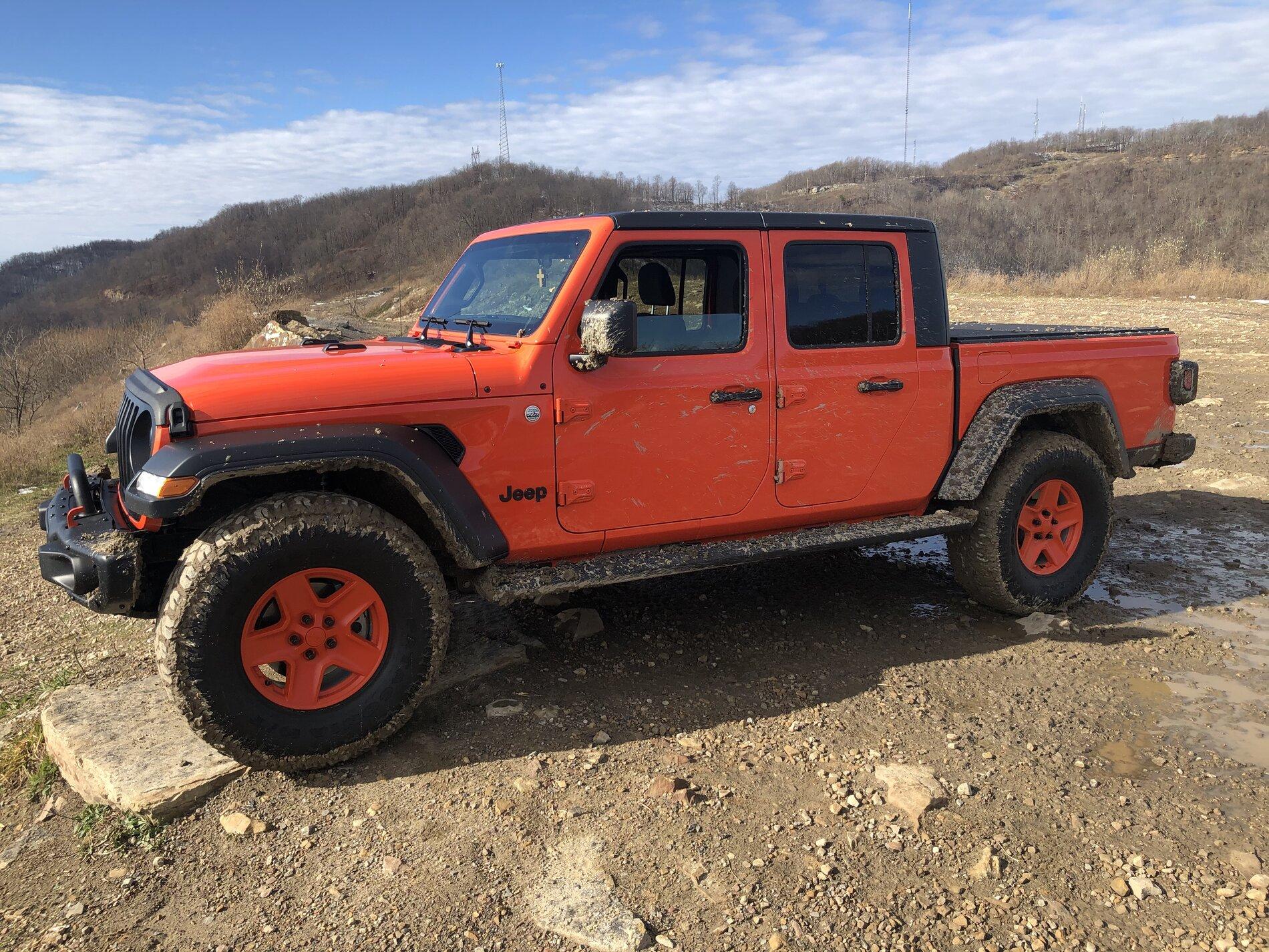 Jeep Gladiator Anybody Completely Enamored with the MAX TOW Stock? 639DF025-ABCC-434D-BB5F-B250DB568B78