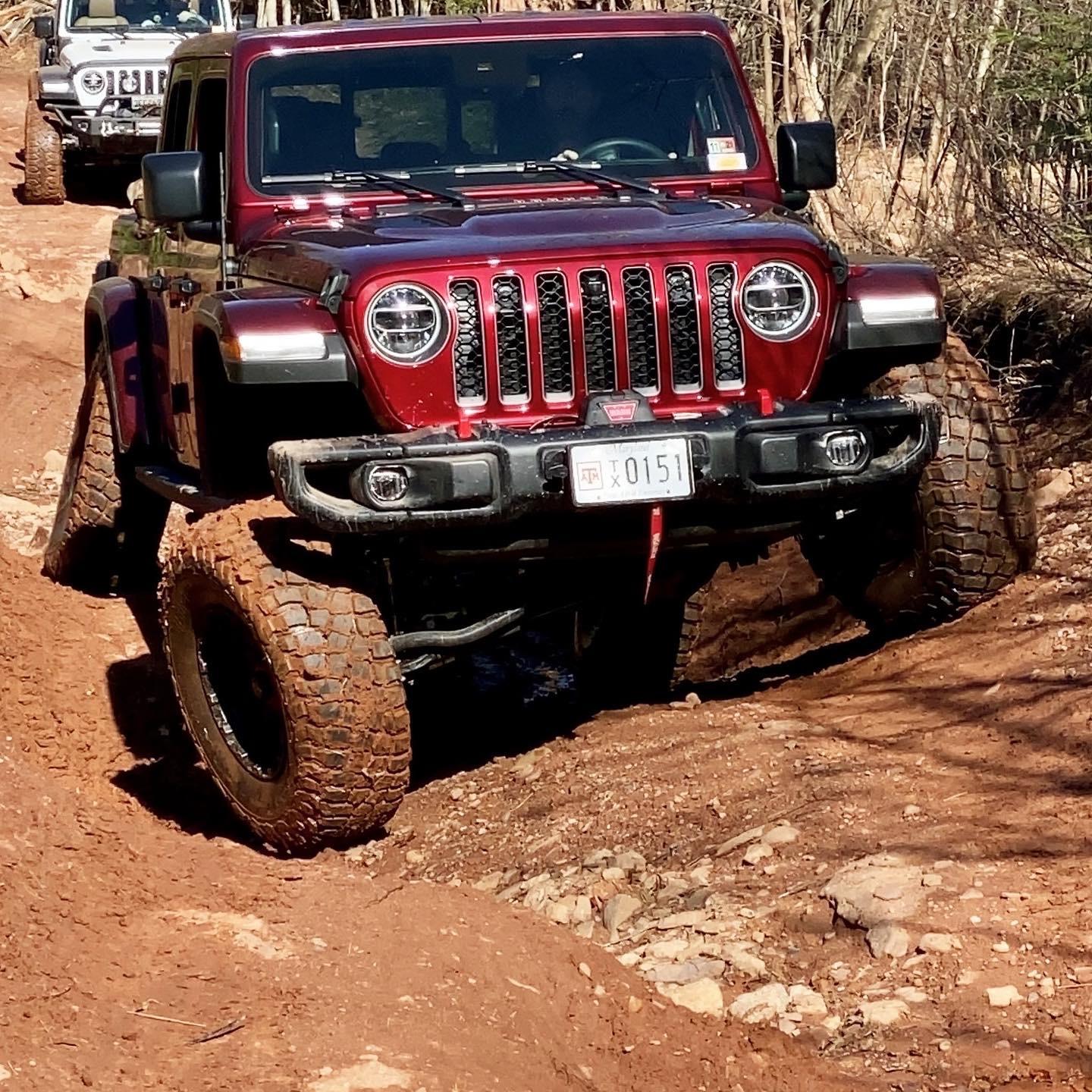 Jeep Gladiator Snazzberry Gladiator JT club C8E973BA-971F-40F3-B69D-881B98A92644