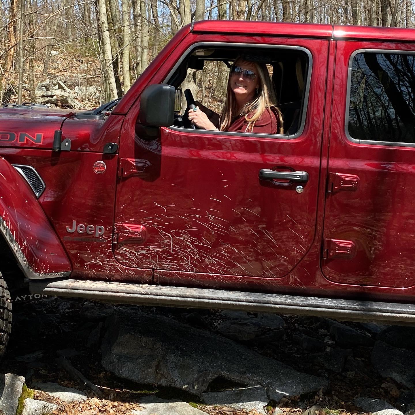 Jeep Gladiator Snazzberry Gladiator JT club B54B8878-493C-41F9-8835-14785C1C2D5B