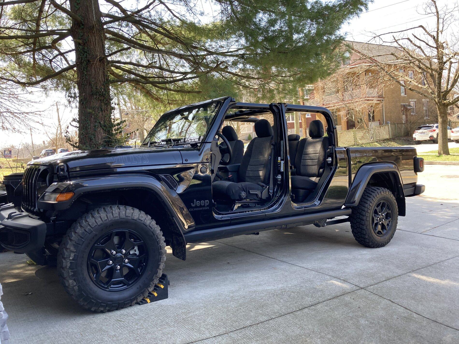Jeep Gladiator WILLYS Edition Gladiator JT Club 1A319FEB-4195-49CA-AD16-A7AA77F27918