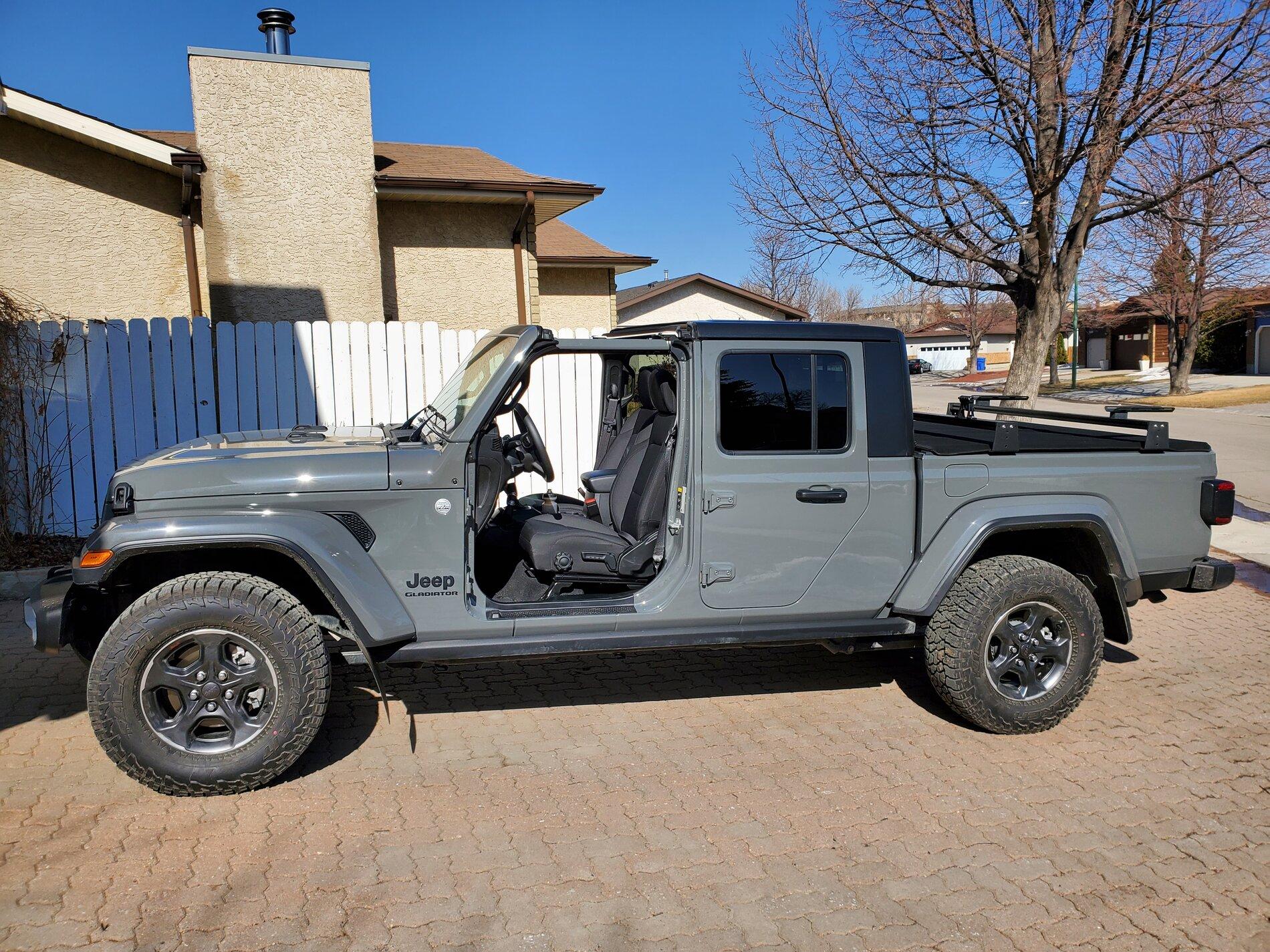 Jeep Gladiator Anybody Completely Enamored with the MAX TOW Stock? 20210319_141936