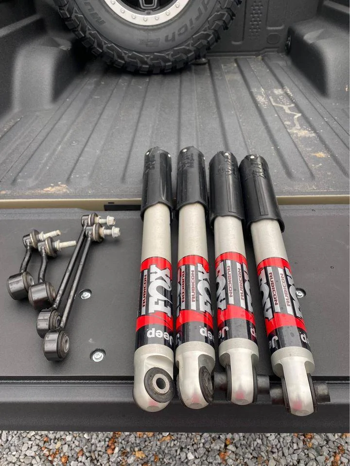 Jeep Gladiator Rubicon take off shocks and springs 165288882_10225987107772599_9046510521002519043_n