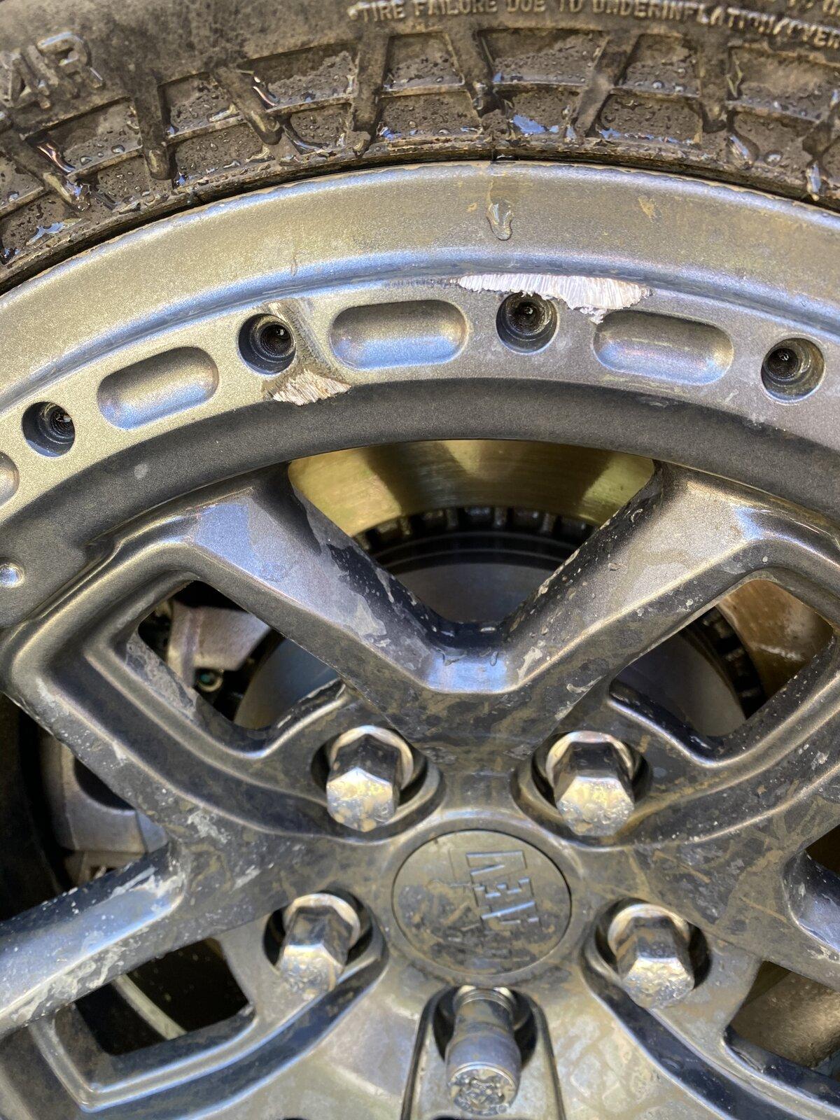 Jeep Gladiator Wheel experts- is this fixable-ish? 1CDAE8FC-349E-4DC0-8E5F-23E3C4E78C9F