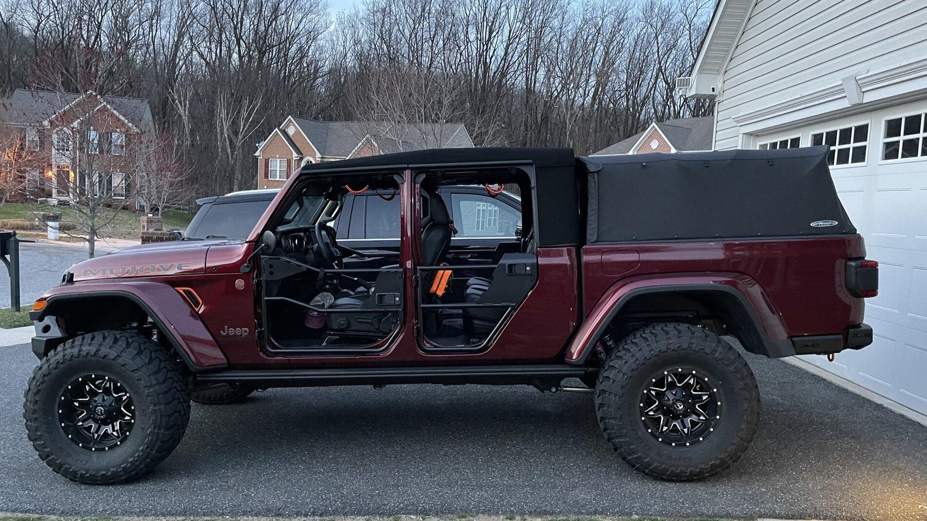 Jeep Gladiator ***Official Mojave Thread*** Lets talk Mojaves IMG_0469.JPEG