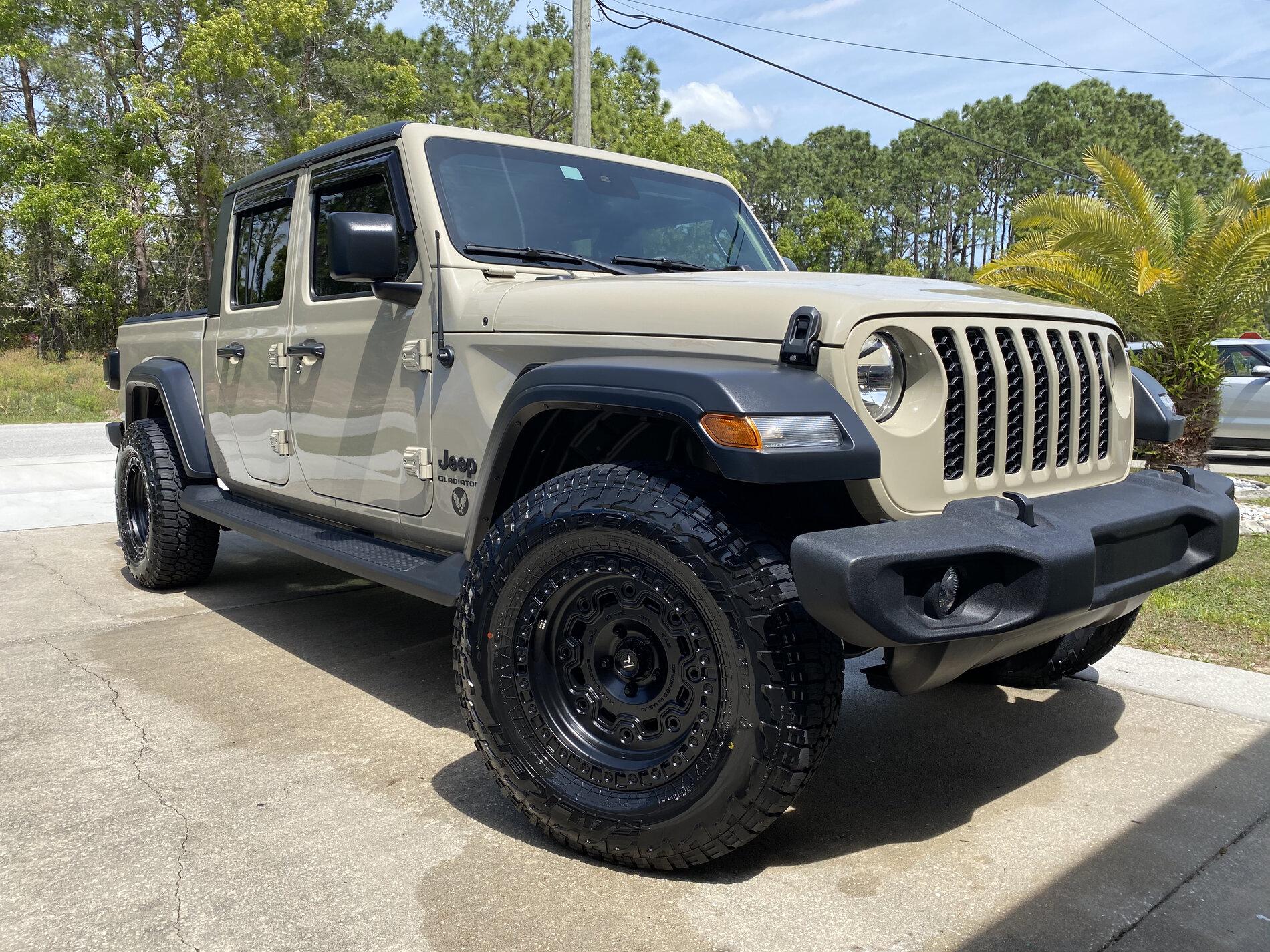 Jeep Gladiator How many Jeep branded rides have you owned? 125AEBFD-C47D-4F62-B7F1-68773008E85C