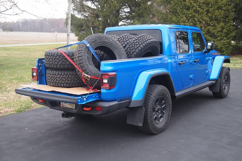 Jeep Gladiator What did you HAUL in your JT today? P1011505E
