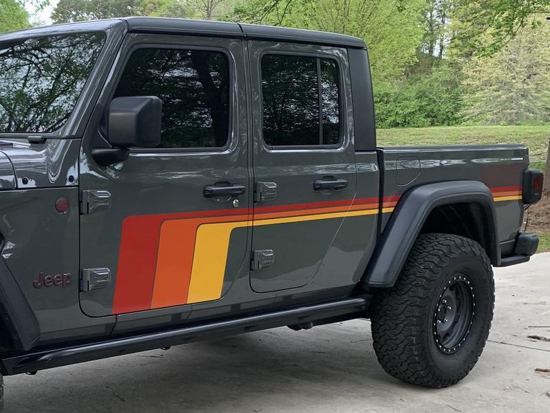 Jeep Gladiator Vinyl side graphics il_794xN.2263713612_qvj0