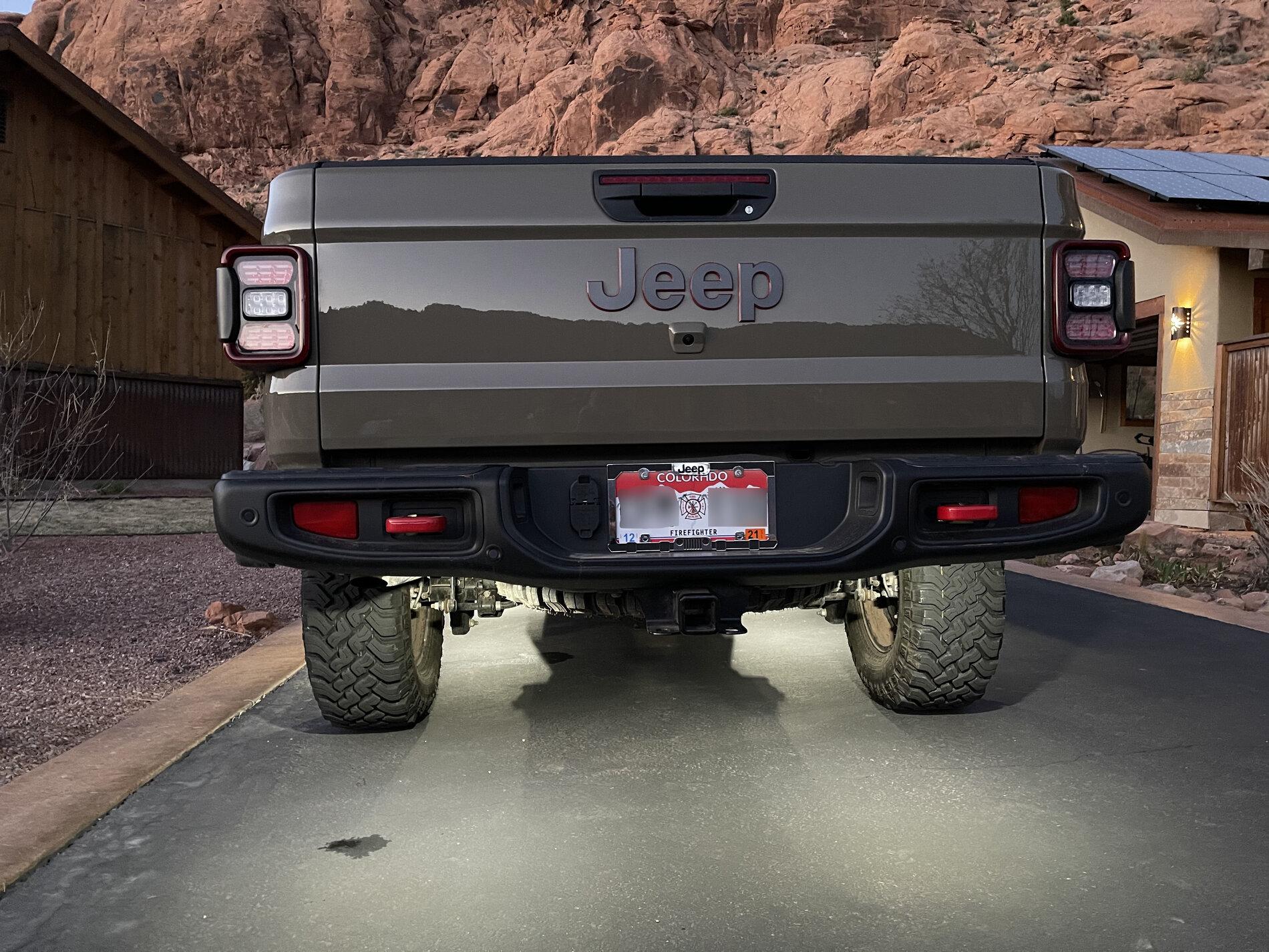 Jeep Gladiator Lux Lights for Rock Lights? IMG_4319