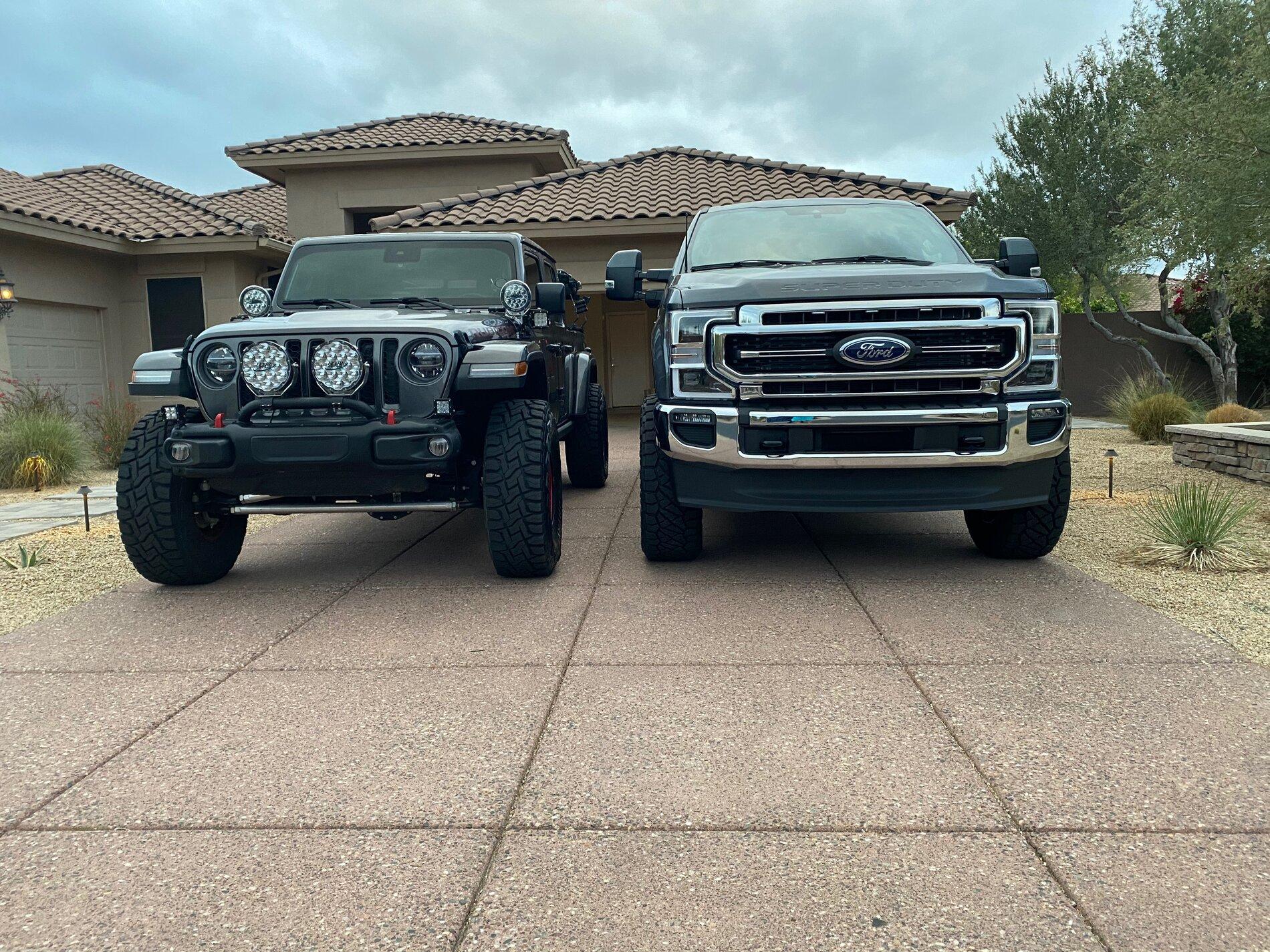 Jeep Gladiator Why not buy a full size truck for the same price? 2021-03-11 F350 BDS lift with Gladiator - 14