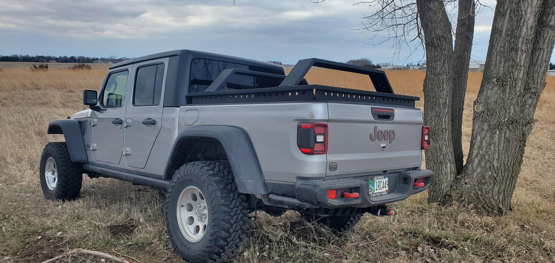Jeep Gladiator Diamondback HD vs Ace Engineering Upper Decker 20210327_175507