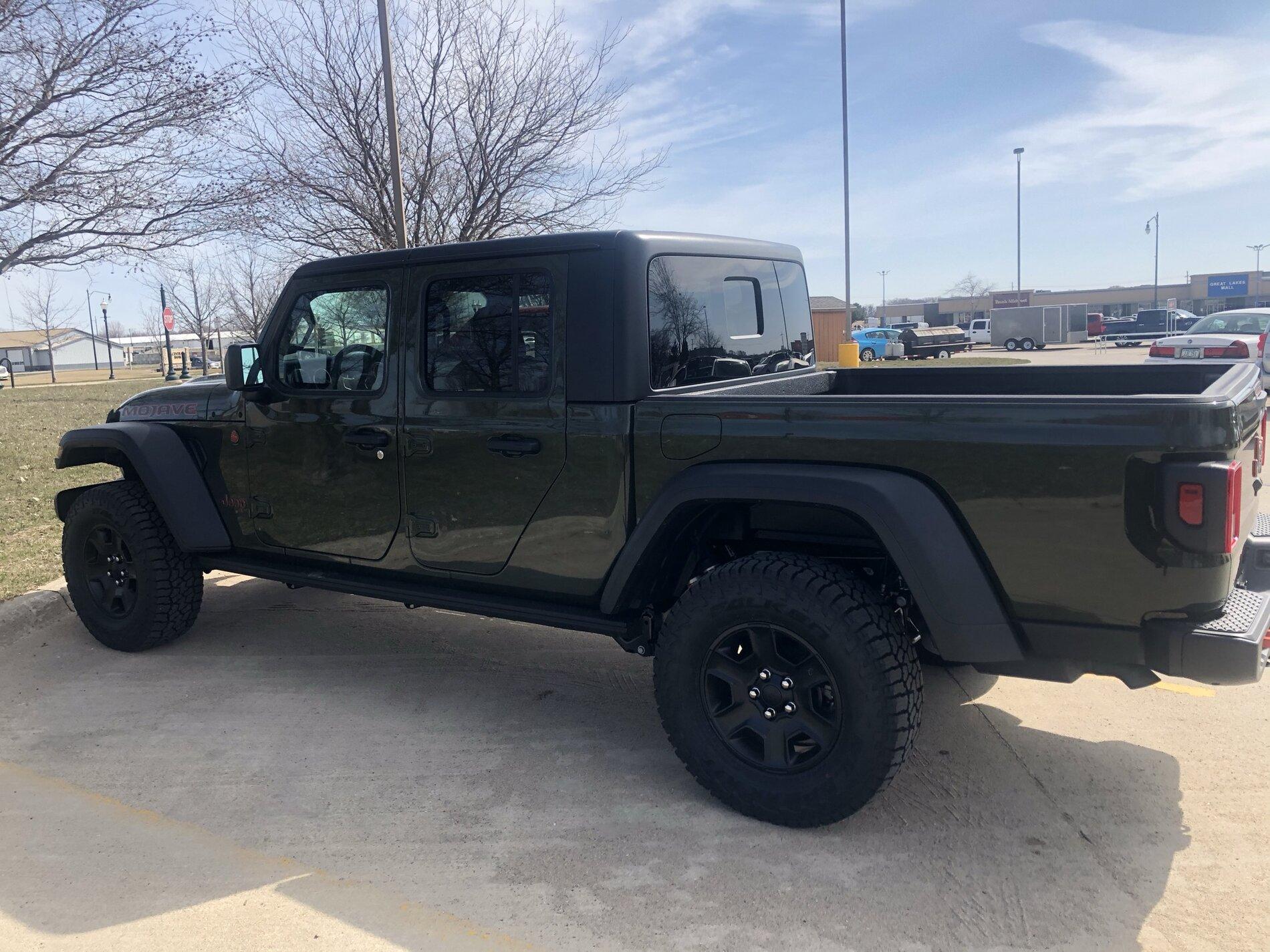 Jeep Gladiator Below Invoice Discussion @ Motor Inn of Spirit Lake 1EE1A3AB-1B44-49D2-BFDD-4F593E5644A6