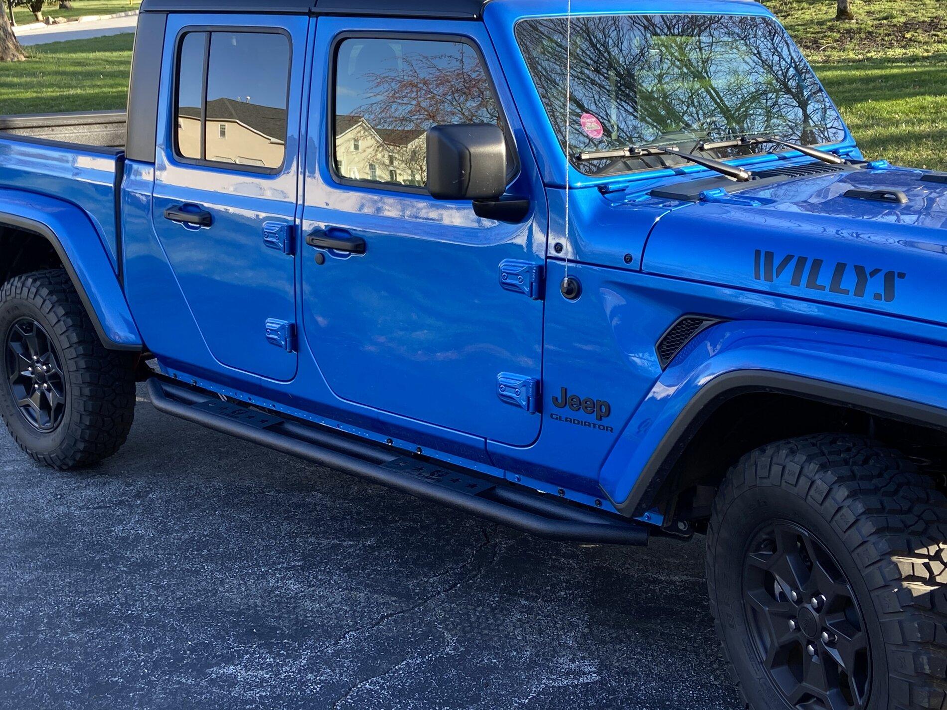 Jeep Gladiator WILLYS Edition Gladiator JT Club CE6EA058-7E15-48F9-B5CA-7AE21AF4F438