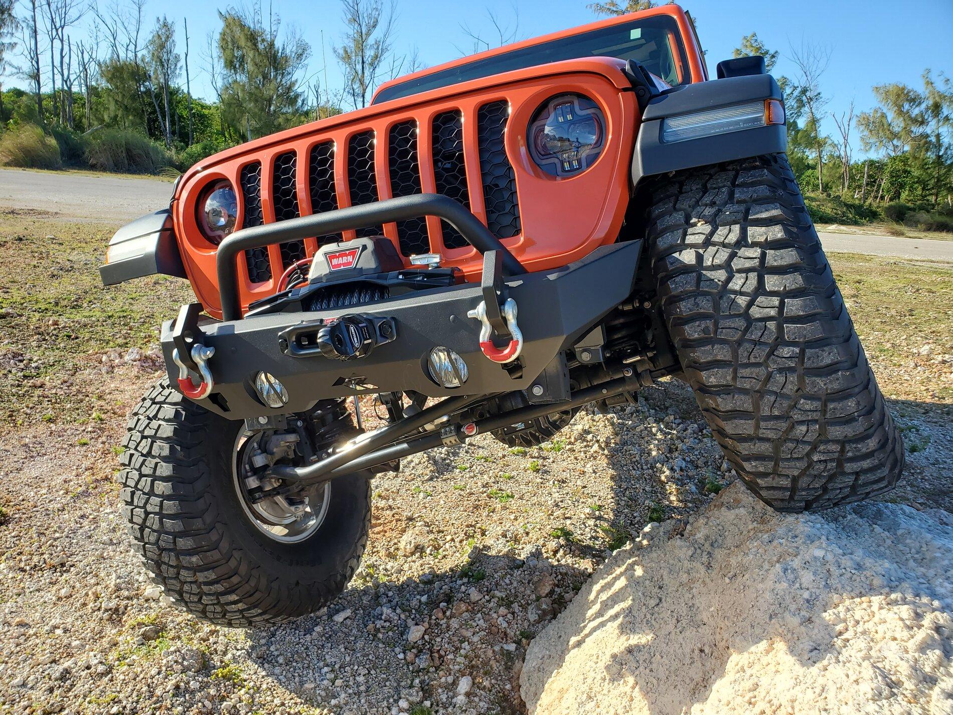 Jeep Gladiator How to Fit 39x13.50R17 on a Mopar Lift Kit (Sport or Rubicon) 20210403_165740