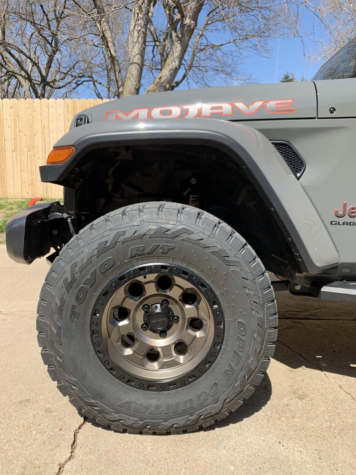 Jeep Gladiator Coming Together Nicely image