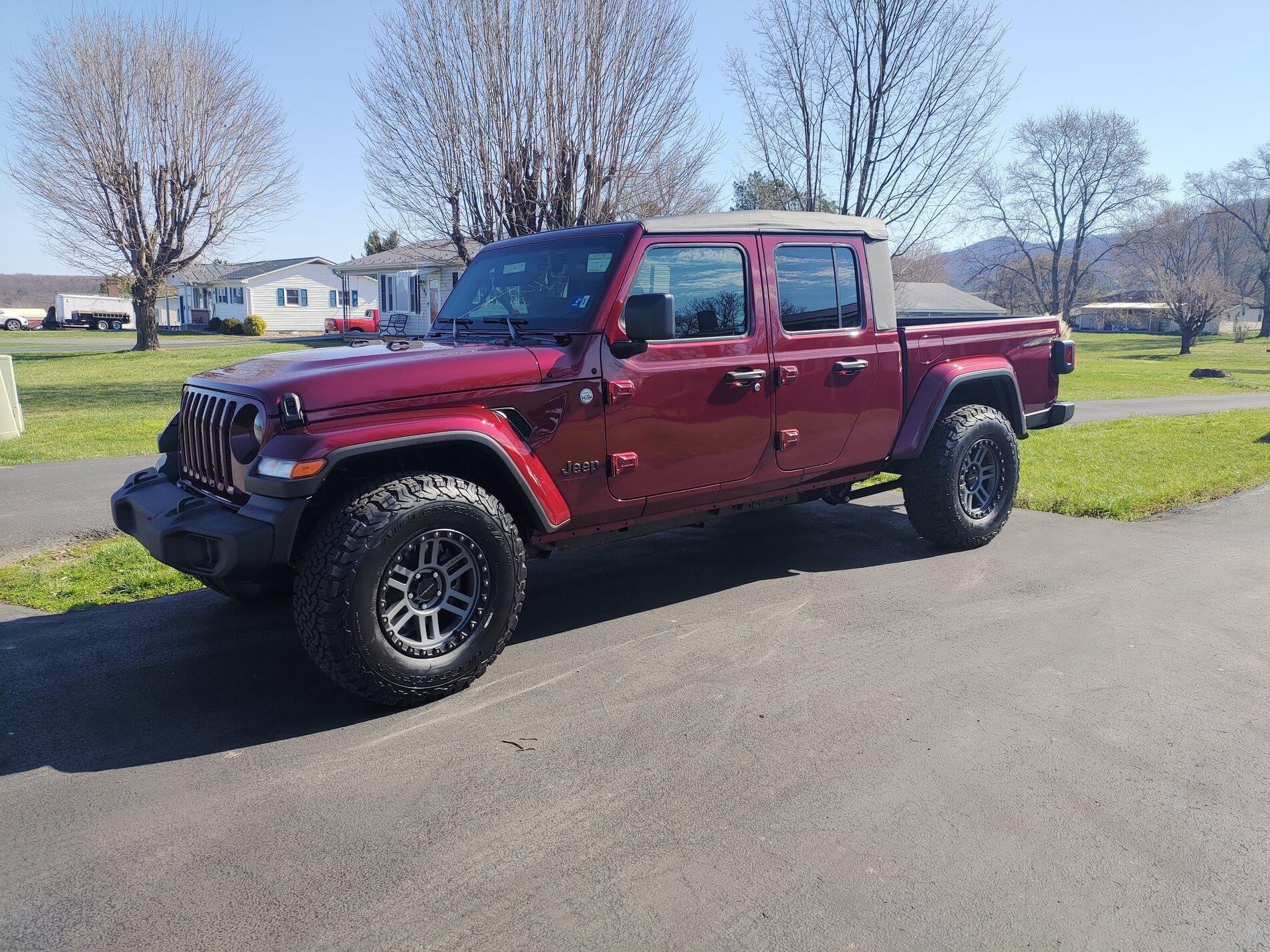 Jeep Gladiator Snazzberry Gladiator JT club P_20210327_104125