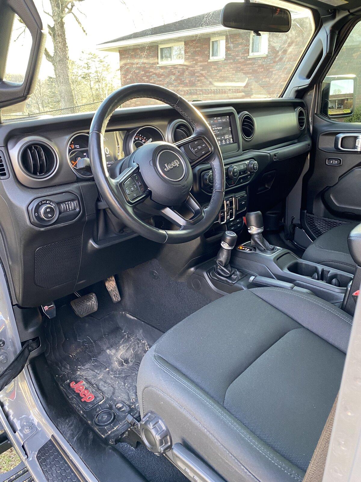 Jeep Gladiator 2020 Jeep Gladiator Sting Grey 1BFC79E5-4A5C-4796-8392-841BAEEA32FF