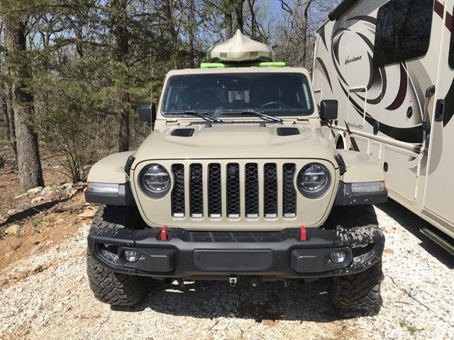 Jeep Gladiator Opinion needed for Rack to haul 2 bicycles, 2 kayaks, while pulling camper 47B7B9F6-3495-4058-A298-76E022D24E74