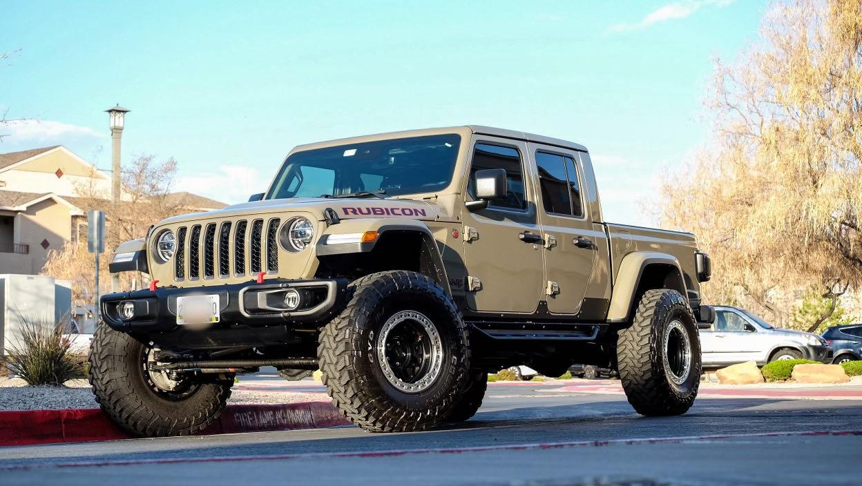 Jeep Gladiator Lets see all those Gladiators with lifts and bigger tires! C087F9E4-4A69-4683-8772-1D05AC11F093