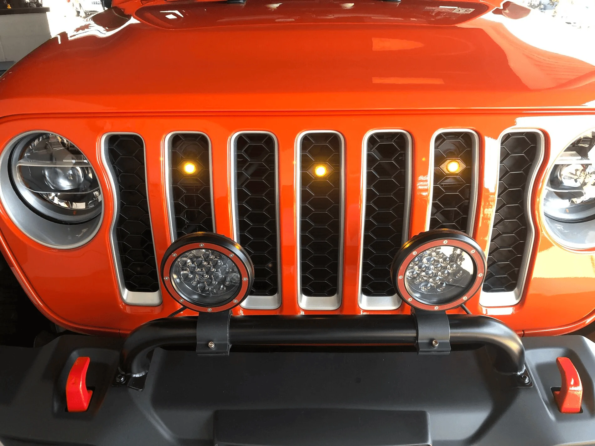 Jeep Gladiator Prerunner grille lights 1617619046491