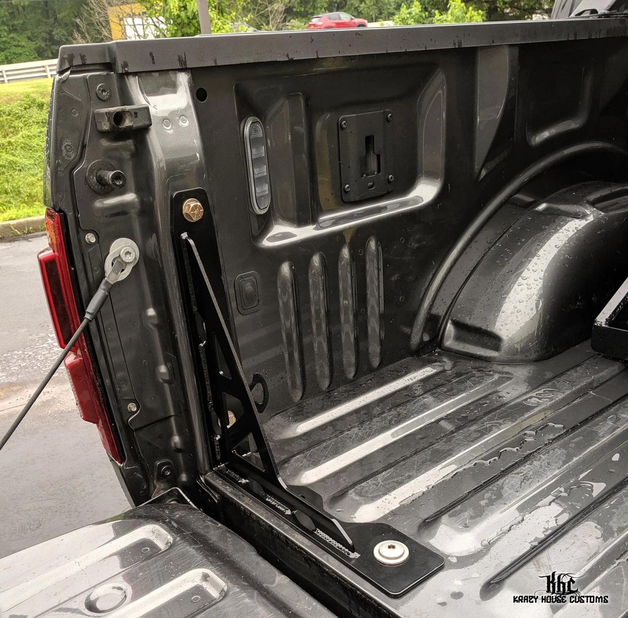 Jeep Gladiator Gladiator Bed Support Brace IMG_20190619_145208__50140.1560972236