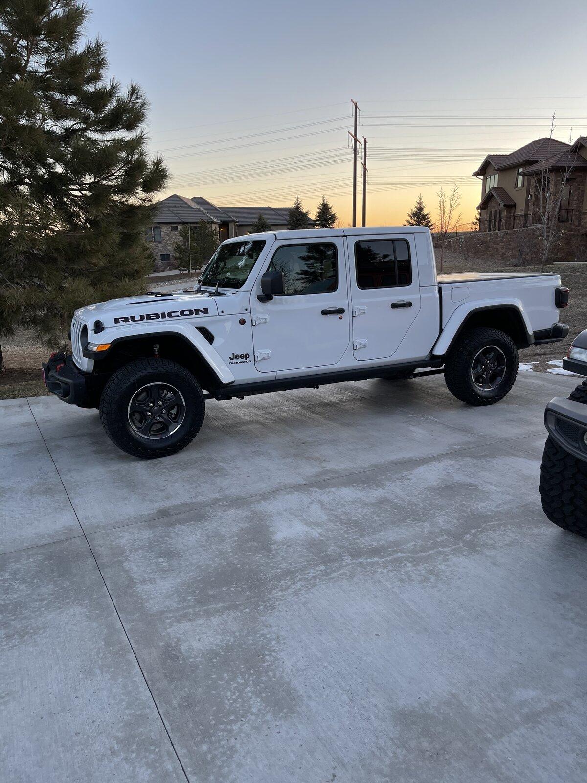 Jeep Gladiator 2021 Jeep Gladiator build B9D3E359-5F91-463C-8D4D-9D3B82800DB6