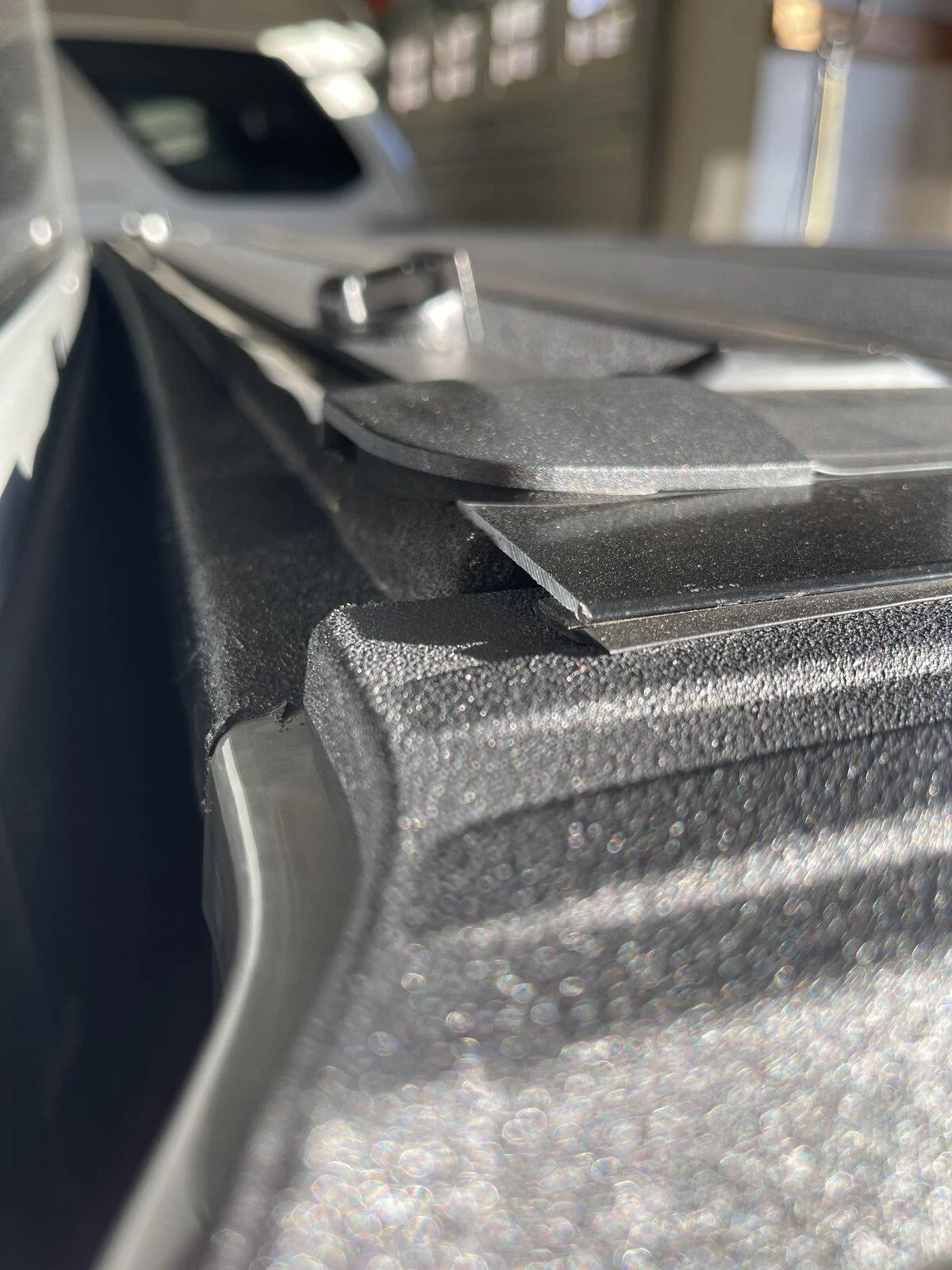 Jeep Gladiator BAKflip G2 tonneau cover work with trail rails?? imag