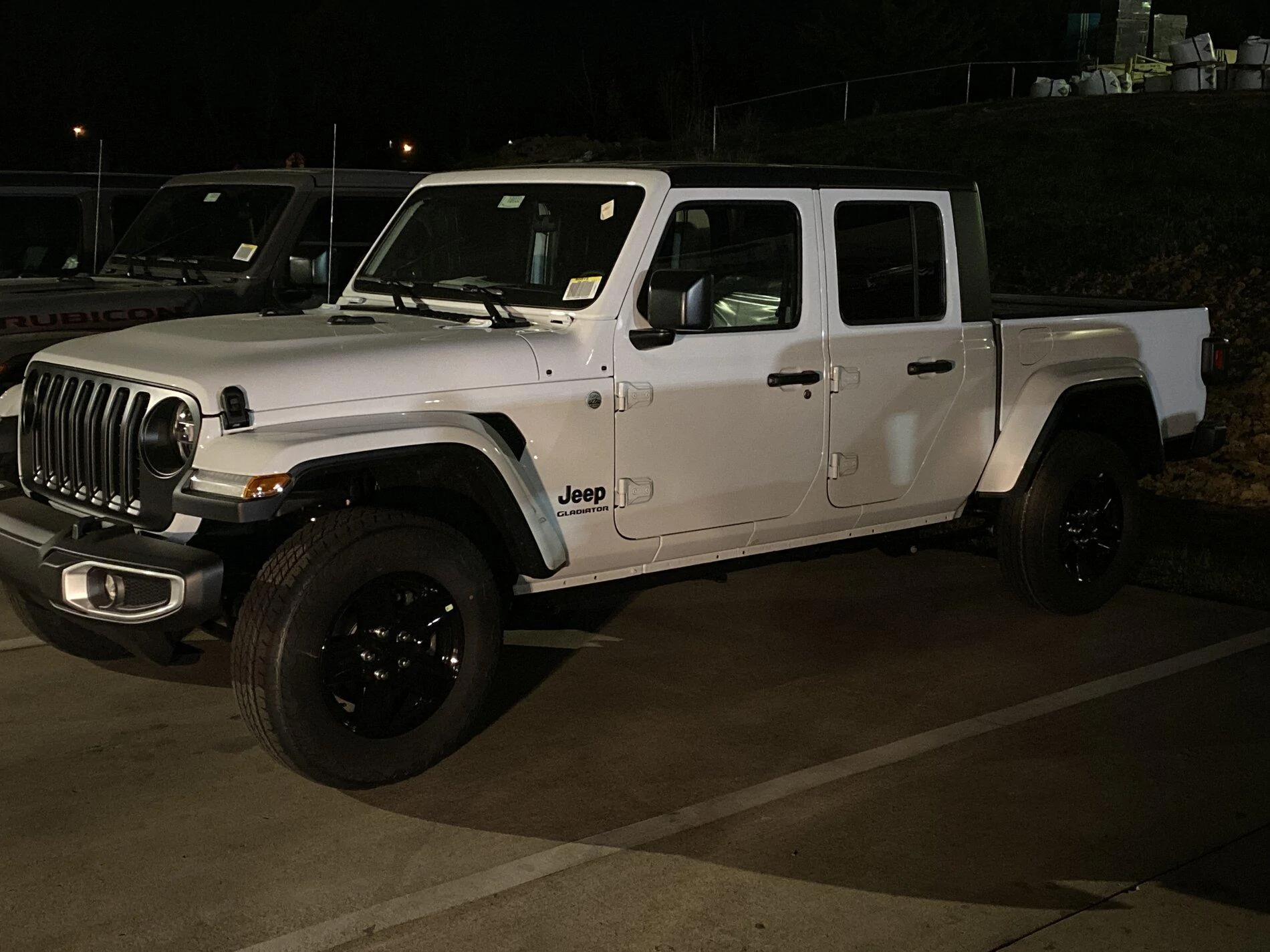 Jeep Gladiator Gupton Motors up to 8% below invoice imag