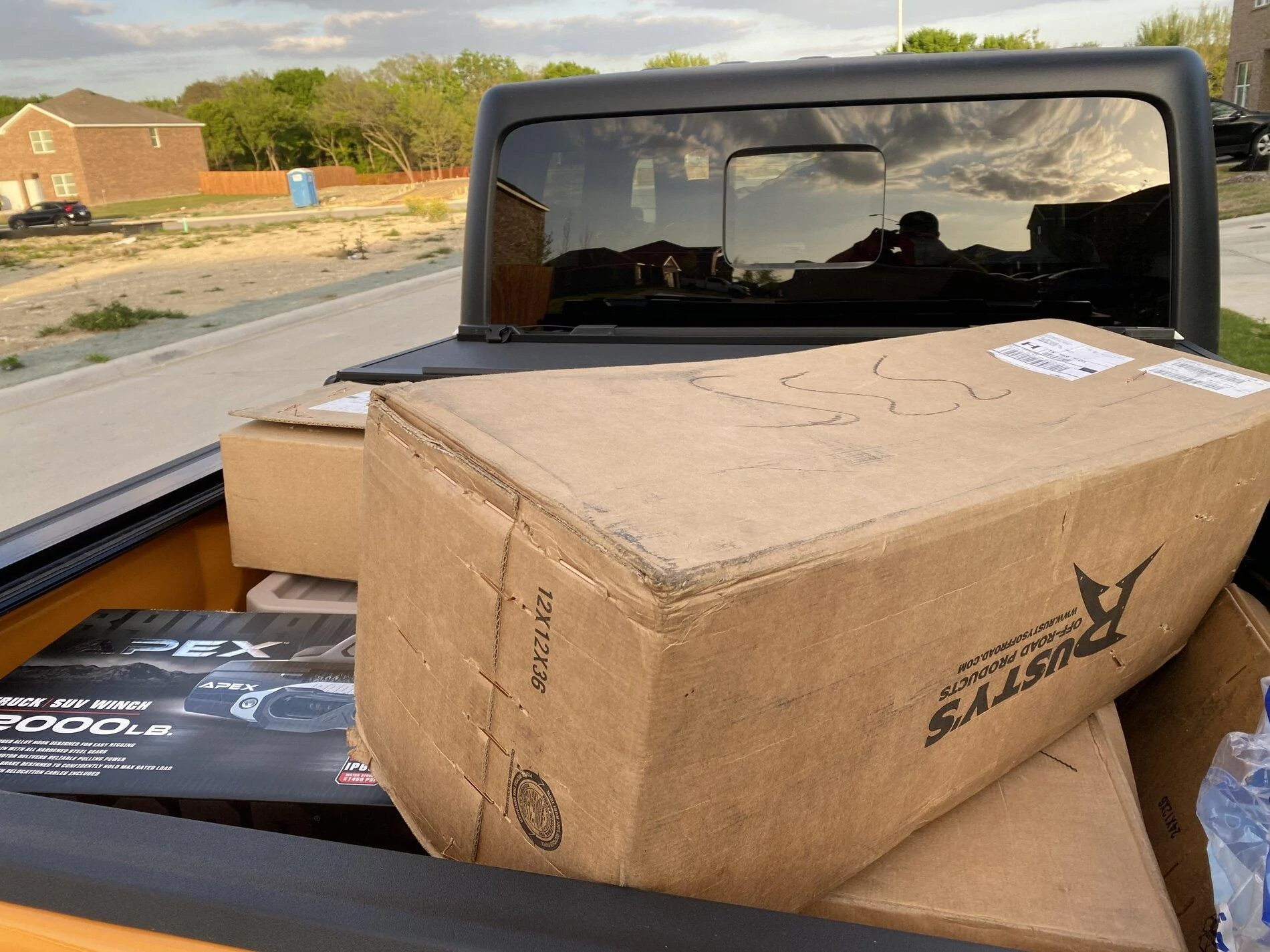 Jeep Gladiator Final build on the diesel now loading… C8C447EC-97F0-486C-9AF4-0E439A628003