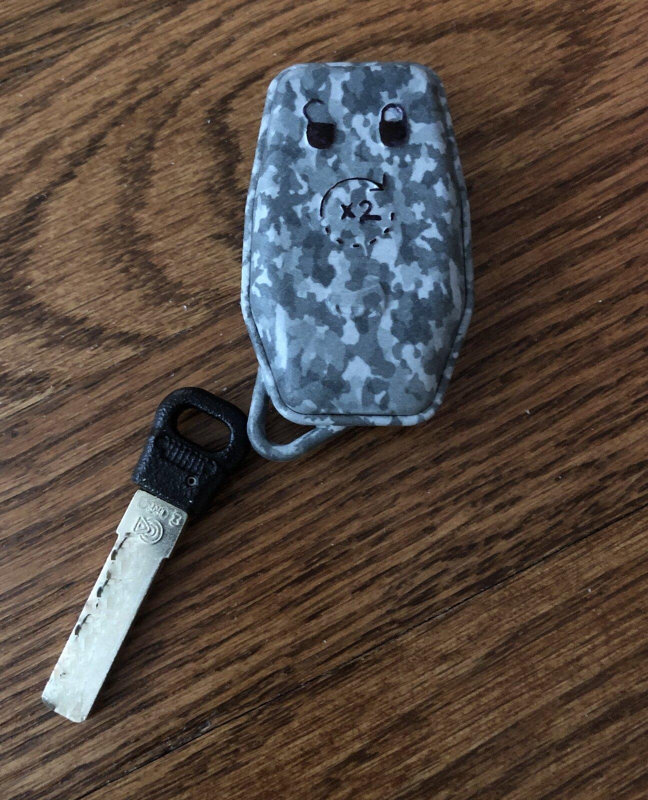 Jeep Gladiator Re-engineering the brick (keyfob) IMG_2743