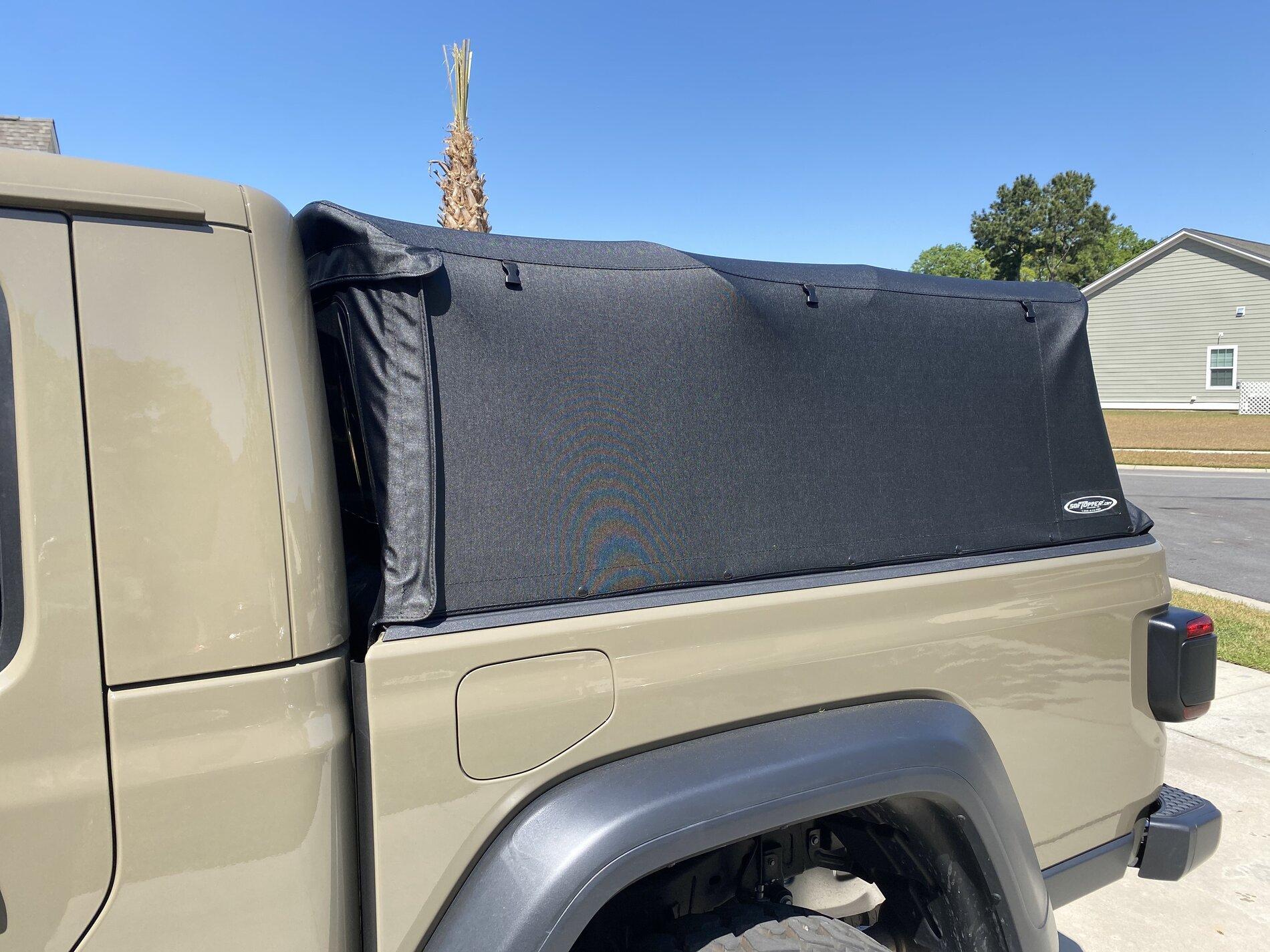 Jeep Gladiator Softopper 2B625764-9BB7-4CBC-8362-7FD12224214C