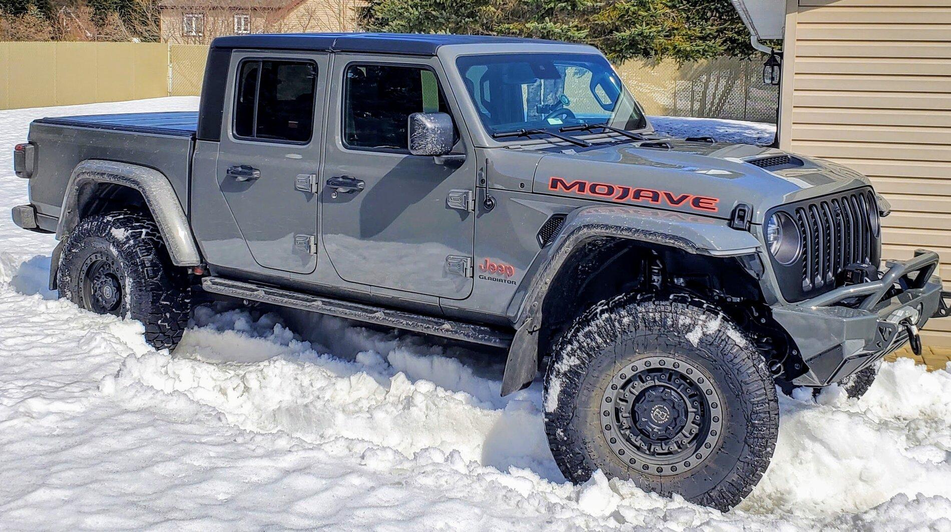 Jeep Gladiator Sting-Gray owner... show me your gray wheels image