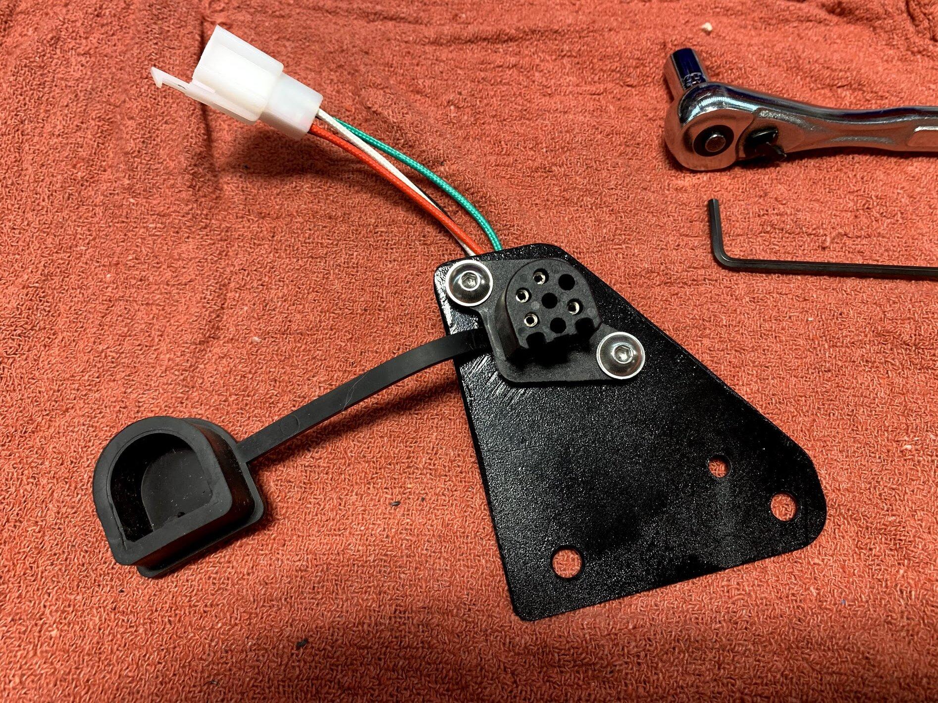 Jeep Gladiator Warn VR EVO 12S & Control Pack Relocation 5