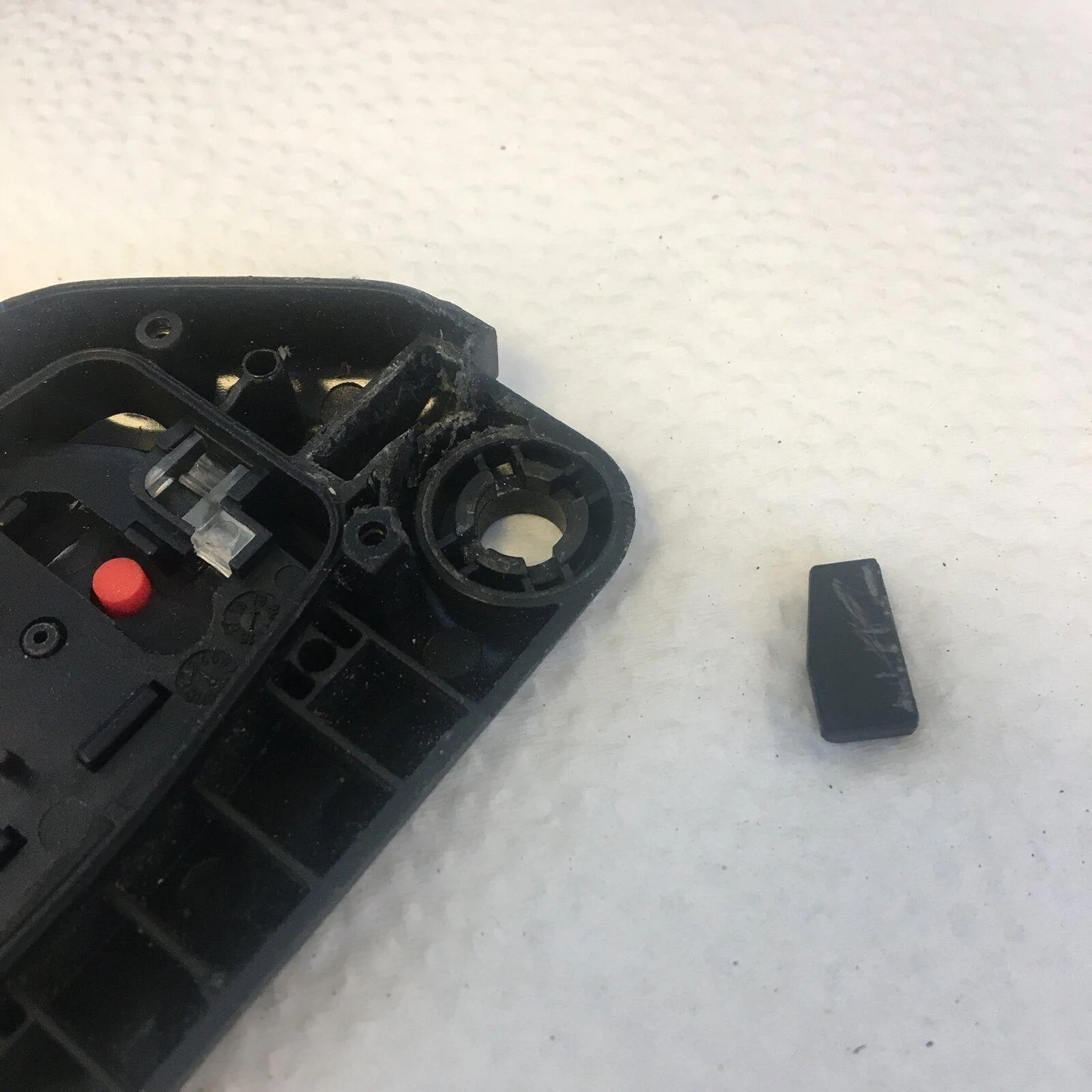 Jeep Gladiator Re-engineering the brick (keyfob) 1CD364BE-F983-46CB-B07C-0AE2083AE598