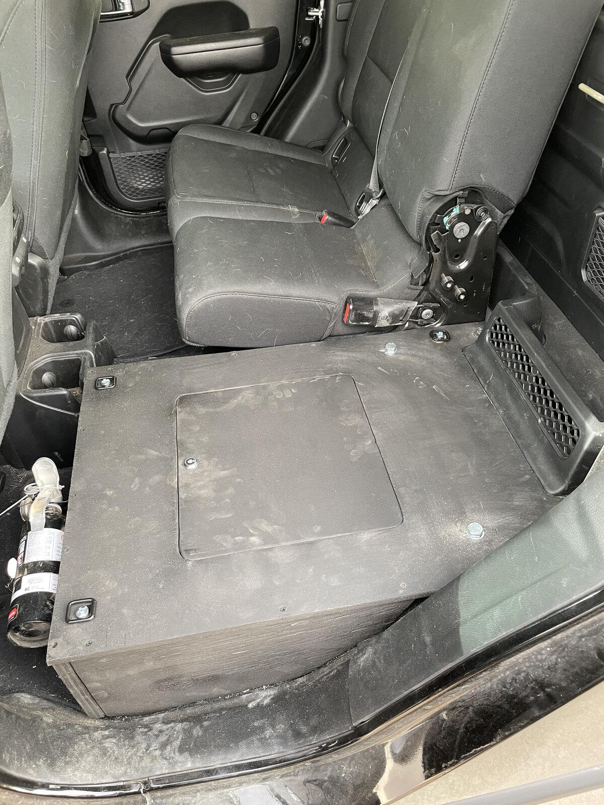 Jeep Gladiator Rear Seat Delete 5D558309-ACC5-47D4-92CF-BC6C29822A52