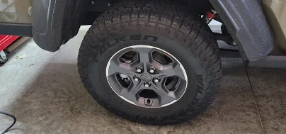 Jeep Gladiator Jeep Gladiator Rubicon rims and tires 285/70r17 TireRR