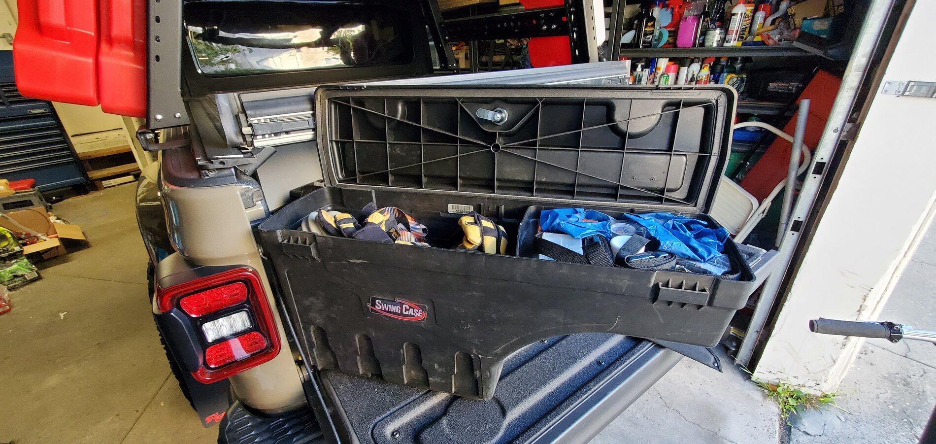 Jeep Gladiator Retractable Tonneau Cover 20210407_183541