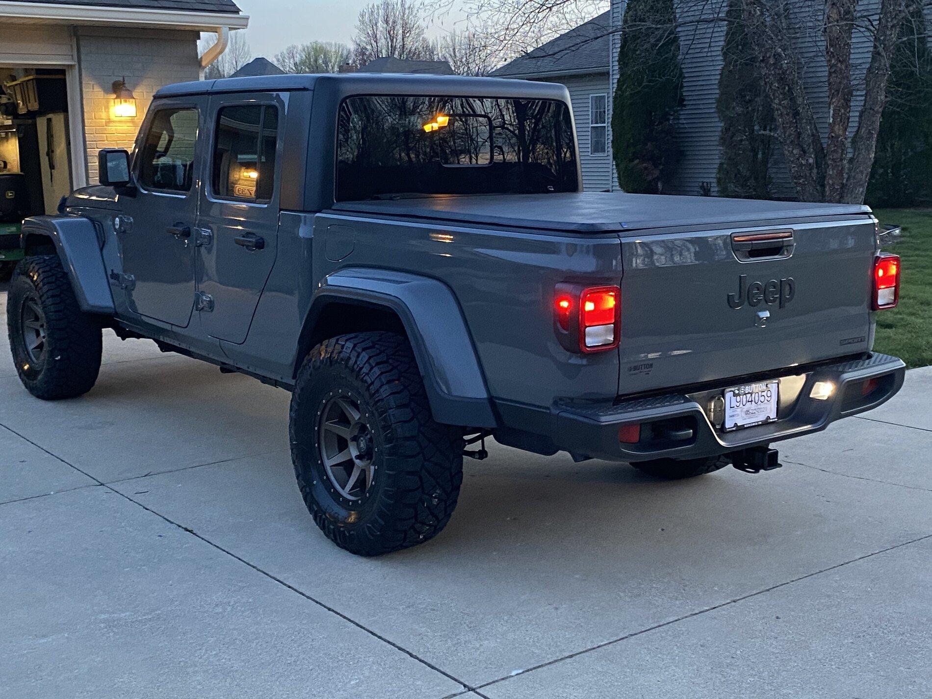 Jeep Gladiator Gladiator Window Sticker and Build Sheet Order Tracking 0C803844-653B-4D01-A96B-7DD9E631B761
