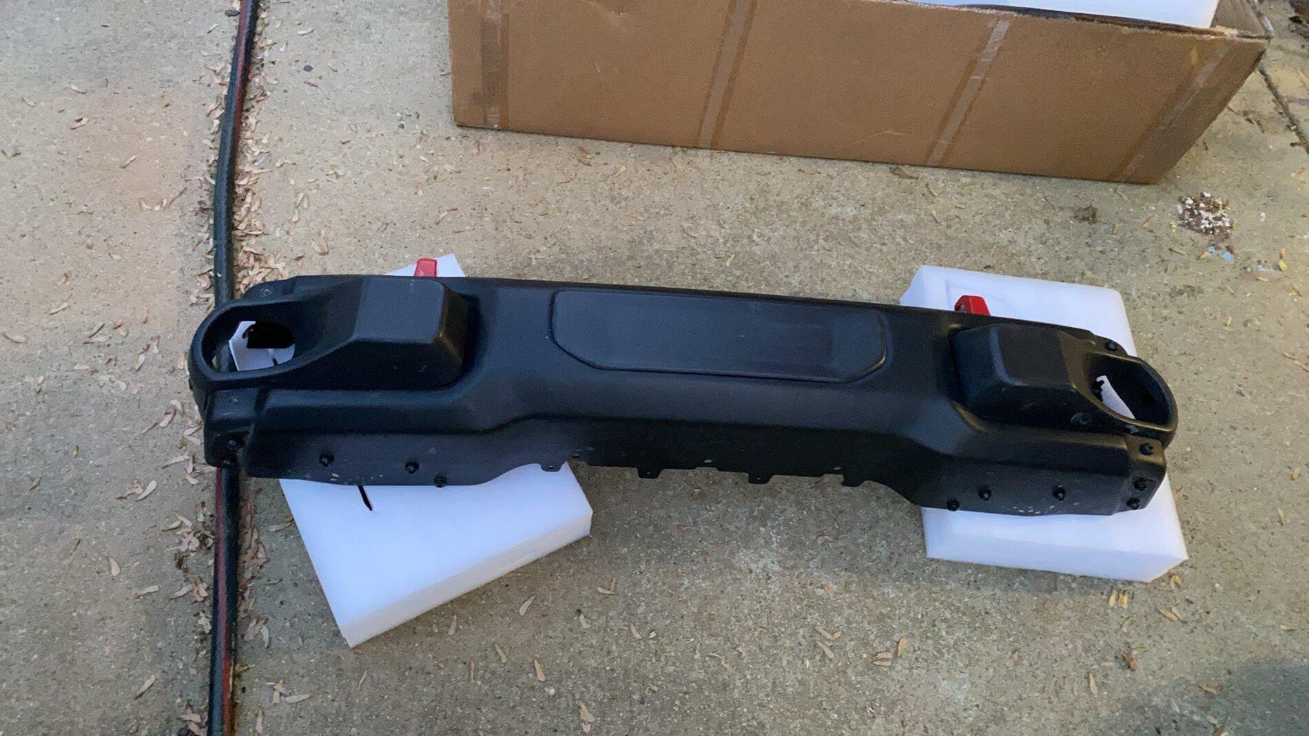 Jeep Gladiator Mopar steel bumper 7C121526-949B-4CDC-9481-A5AB025F0F11