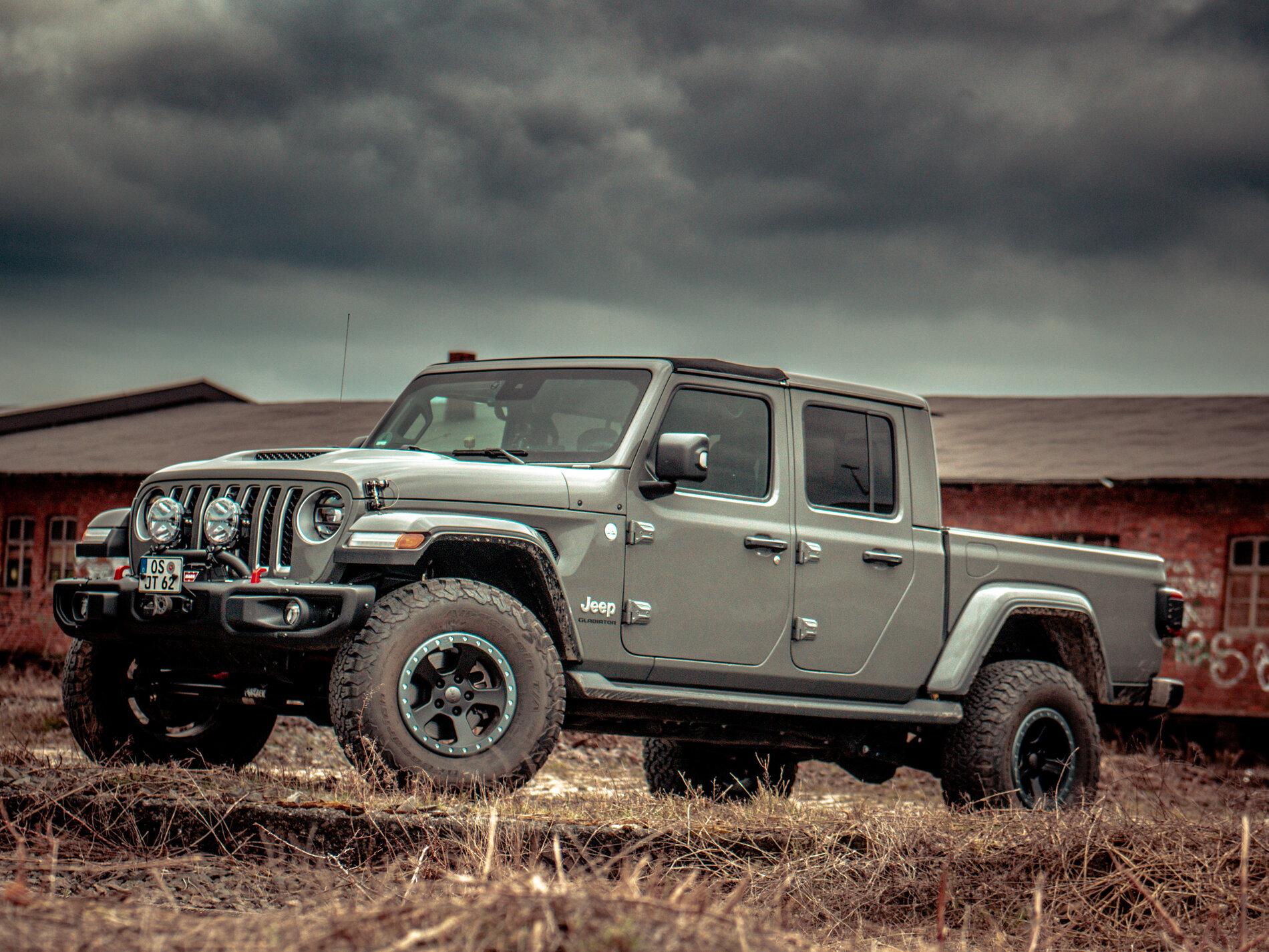 Jeep Gladiator Gladiator Glamour Shots 083356CE-3E10-4BE6-915A-A56D17496369