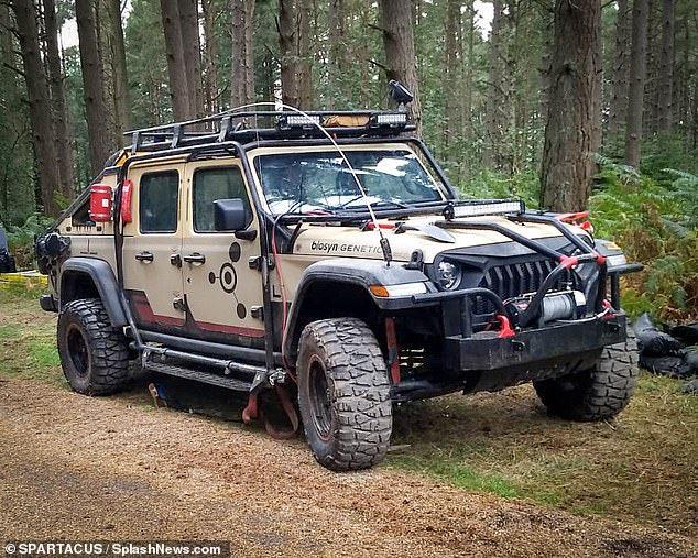 Jeep Gladiator 2021 Jeep Gladiator Specification & Advise NEEDED! :) EkN2FU6VoAA5WIn